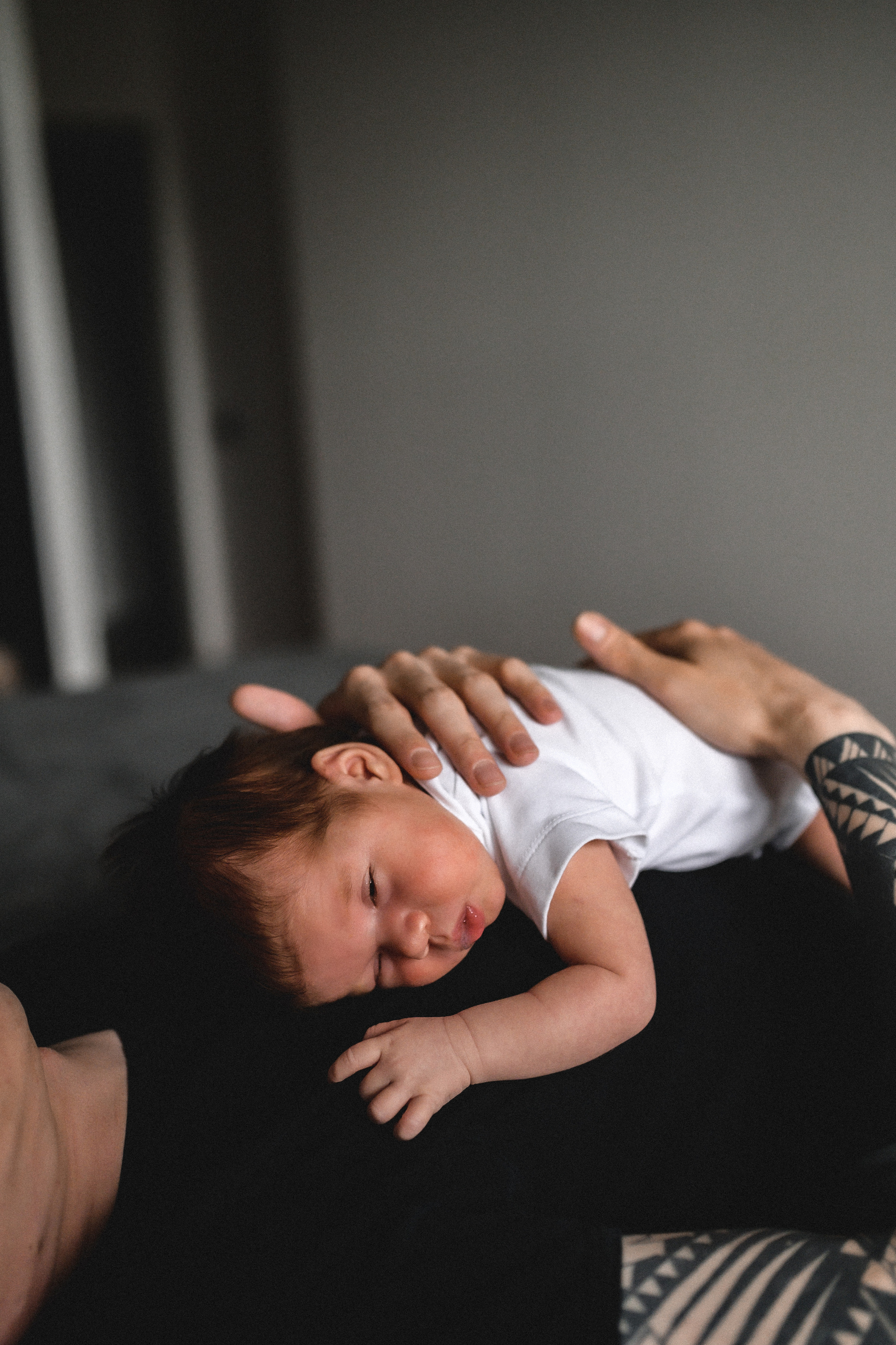 Руслан, Марта и Кира дома. Семейный и свадебный lifestyle-фотограф в Москве Мария Петрова