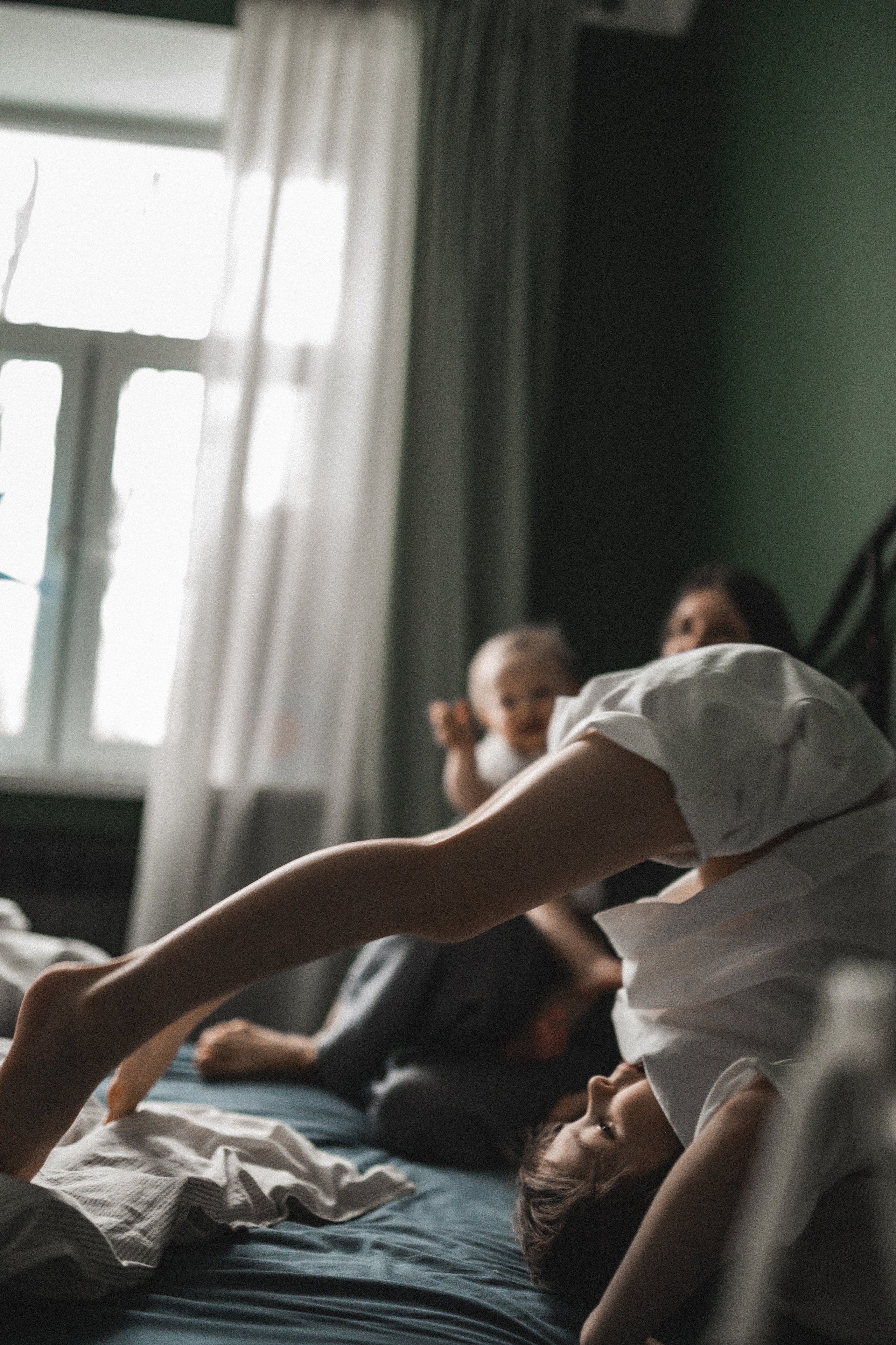 Дима, Нелли, Марк и Нина дома. Семейный и свадебный lifestyle-фотограф в Москве Мария Петрова