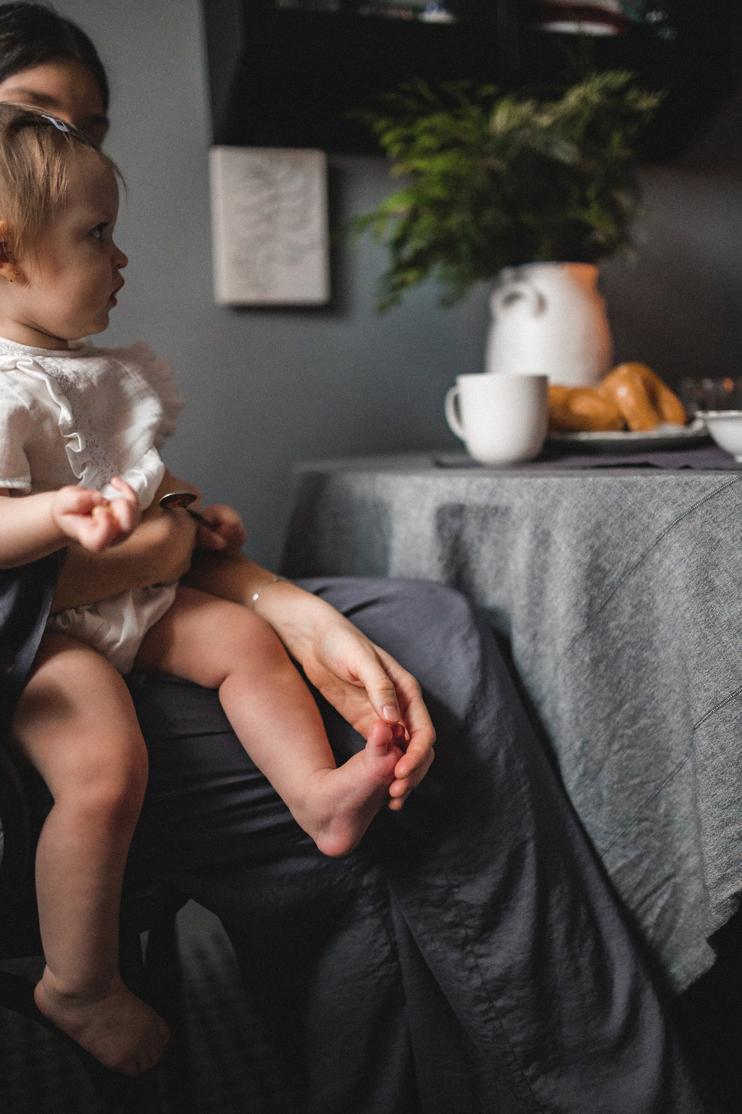 Дима, Нелли, Марк и Нина дома. Семейный и свадебный lifestyle-фотограф в Москве Мария Петрова