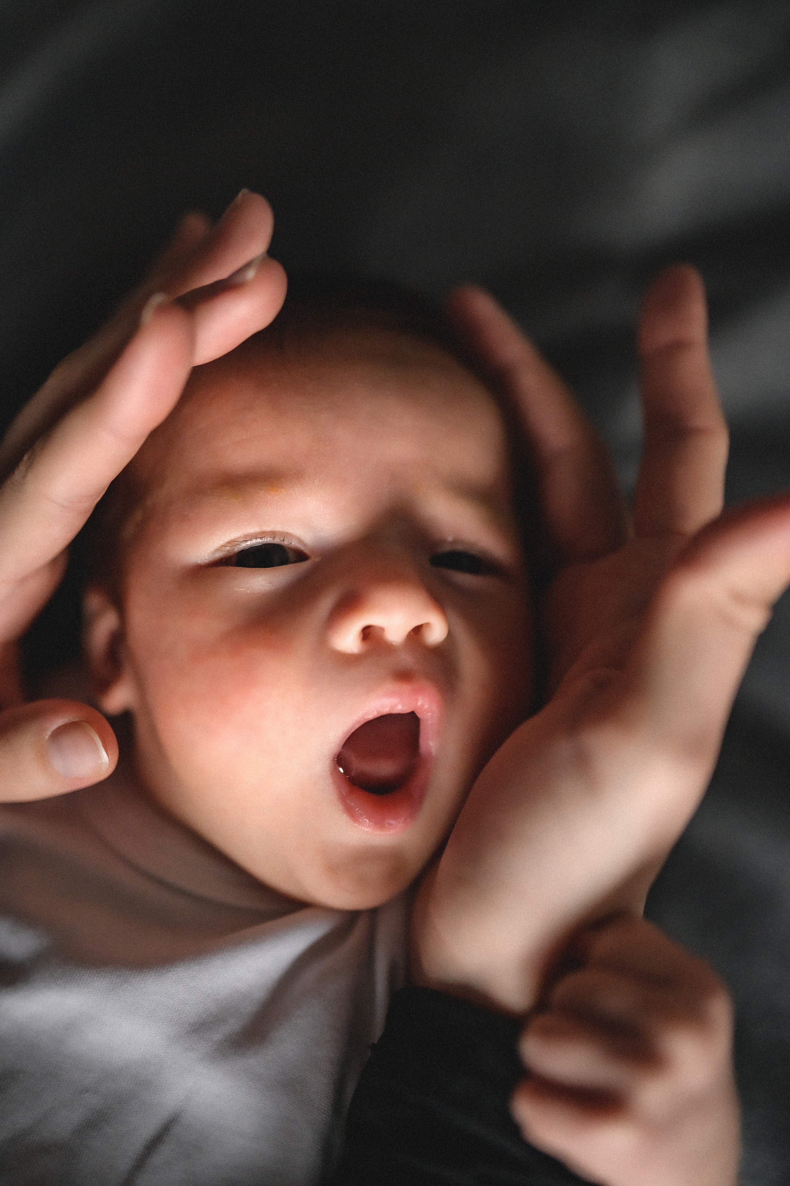 Руслан, Марта и Кира дома. Семейный и свадебный lifestyle-фотограф в Москве Мария Петрова