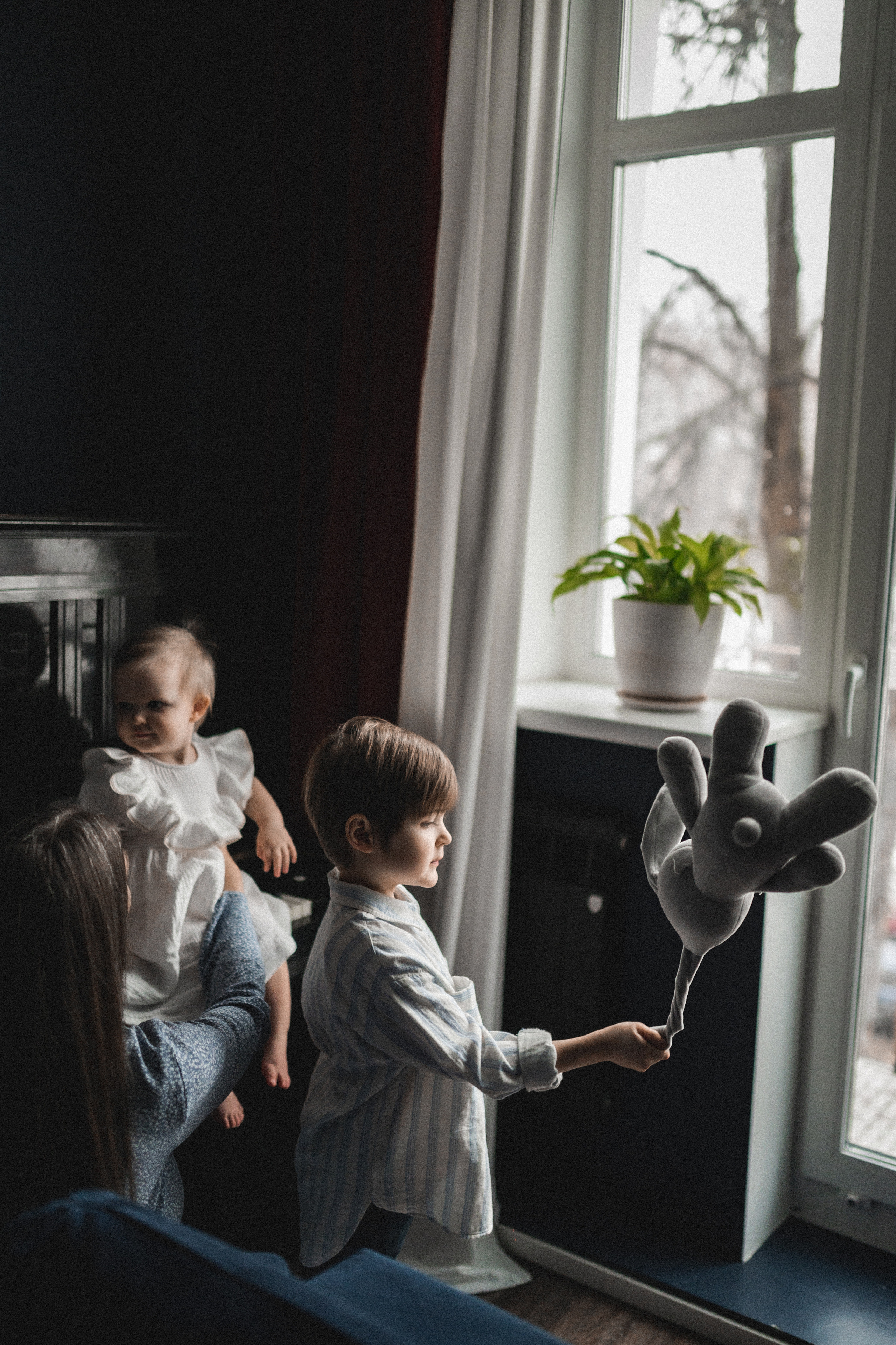 Дима, Нелли, Марк и Нина дома. Семейный и свадебный lifestyle-фотограф в Москве Мария Петрова