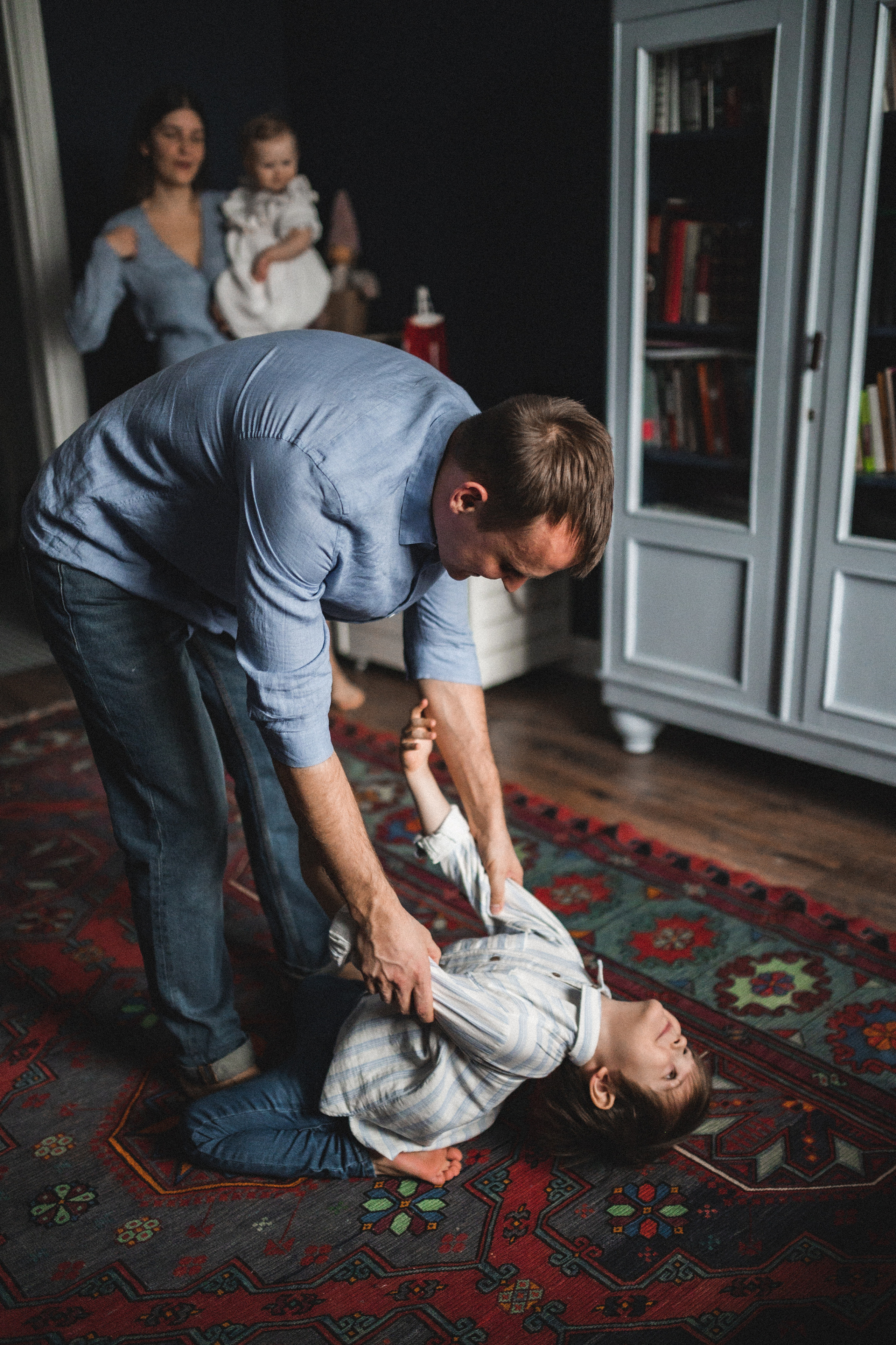 Дима, Нелли, Марк и Нина дома. Семейный и свадебный lifestyle-фотограф в Москве Мария Петрова