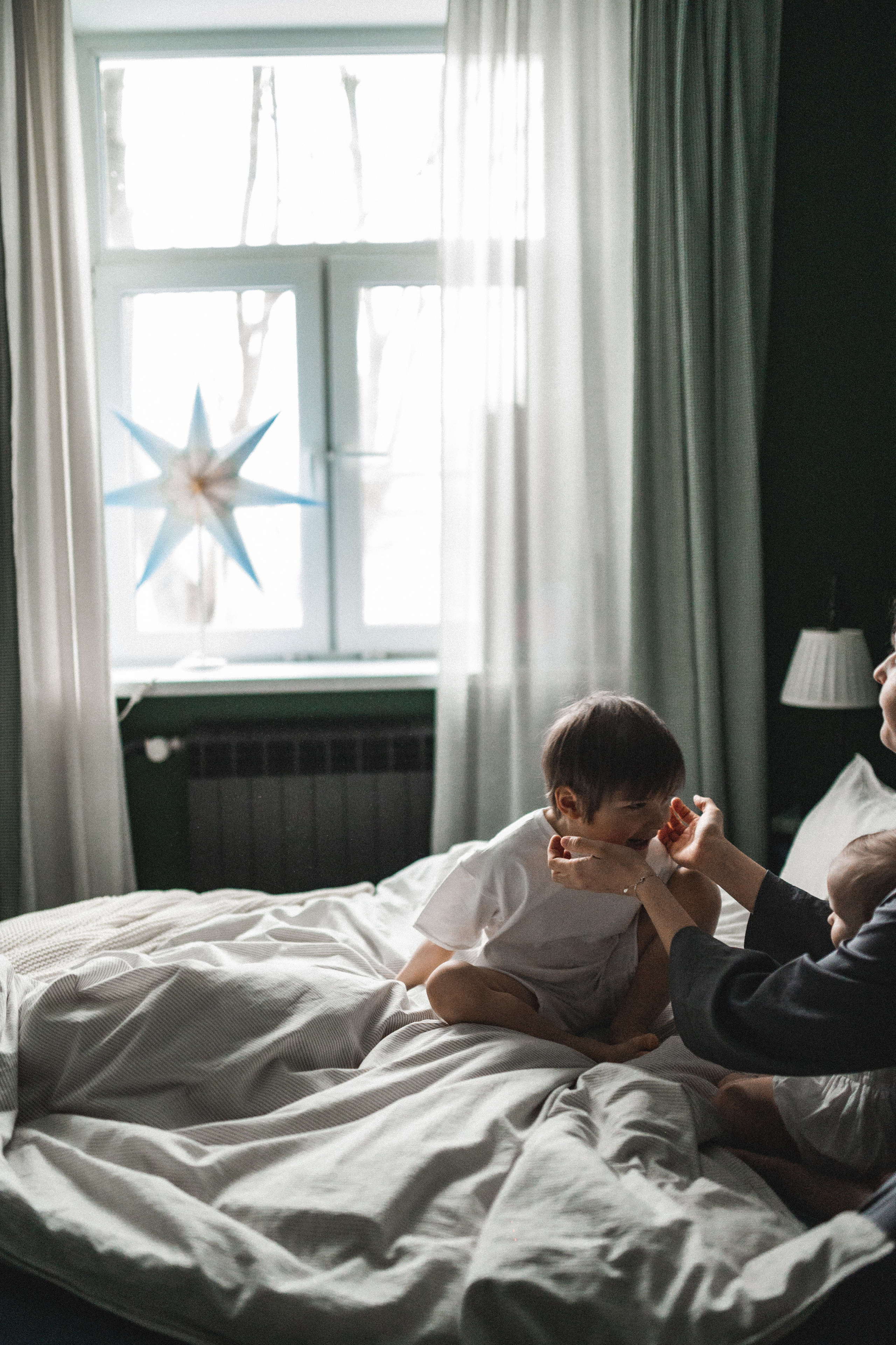 Дима, Нелли, Марк и Нина дома. Семейный и свадебный lifestyle-фотограф в Москве Мария Петрова