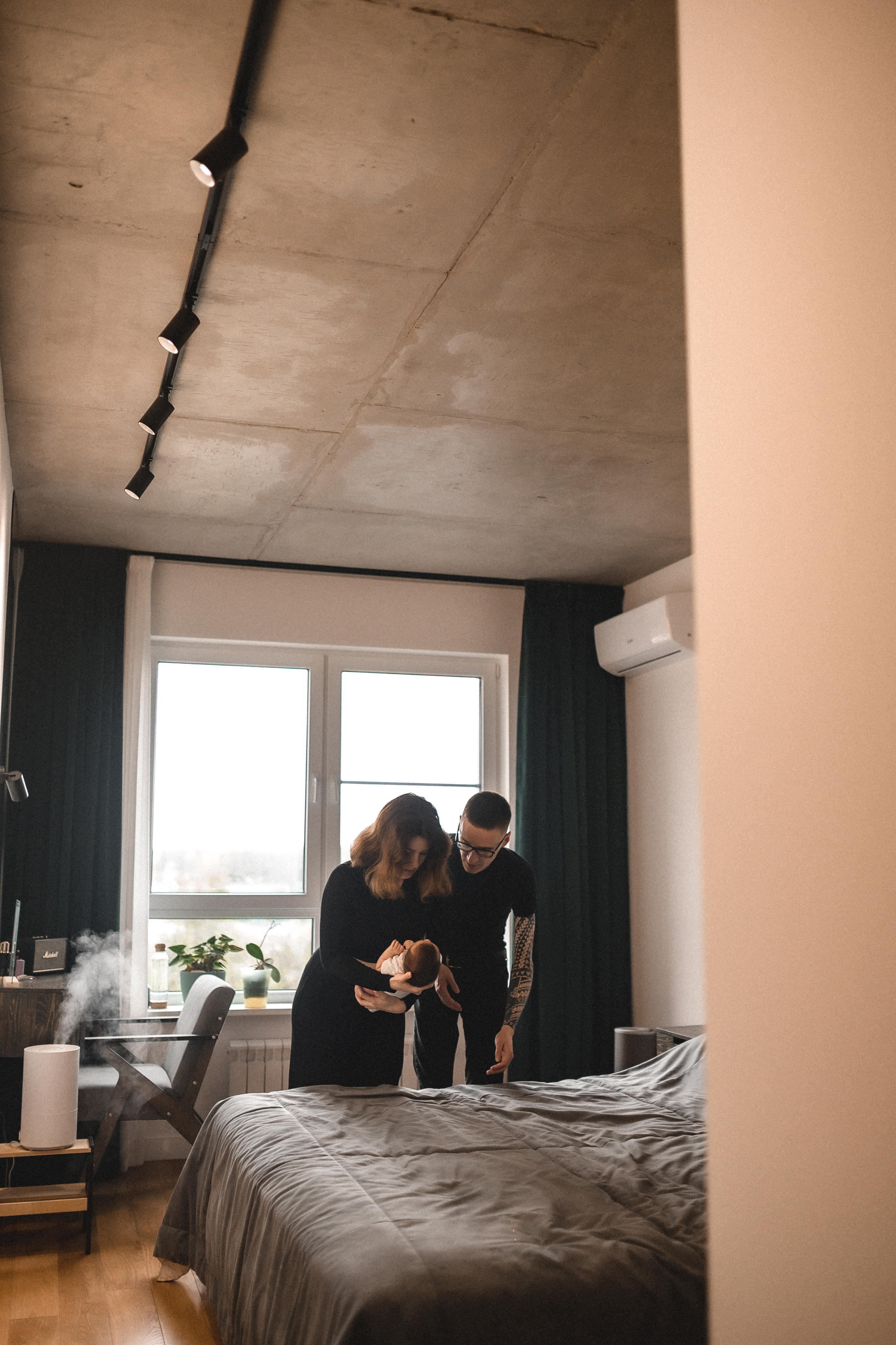 Руслан, Марта и Кира дома. Семейный и свадебный lifestyle-фотограф в Москве Мария Петрова