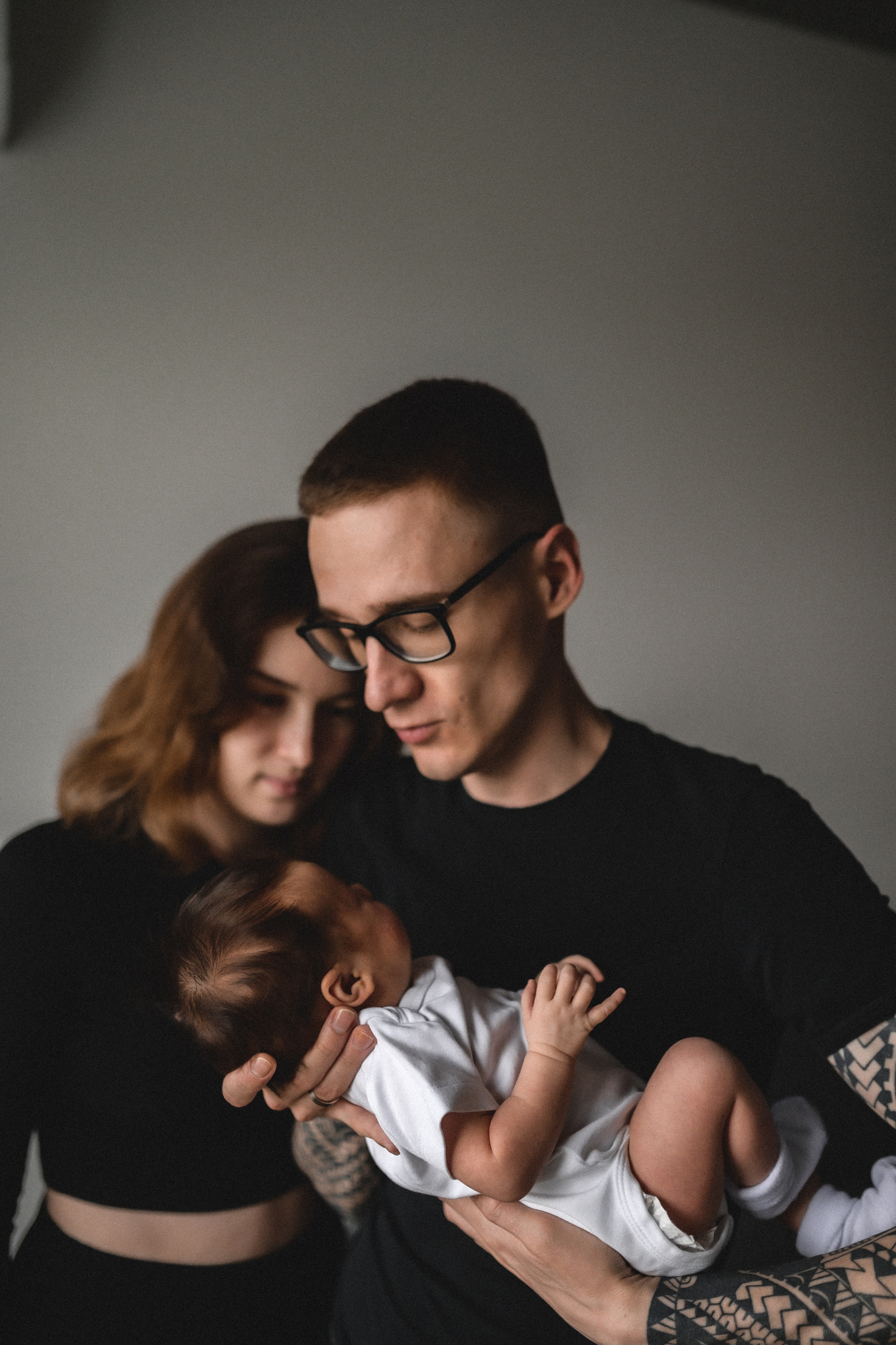 Руслан, Марта и Кира дома. Семейный и свадебный lifestyle-фотограф в Москве Мария Петрова