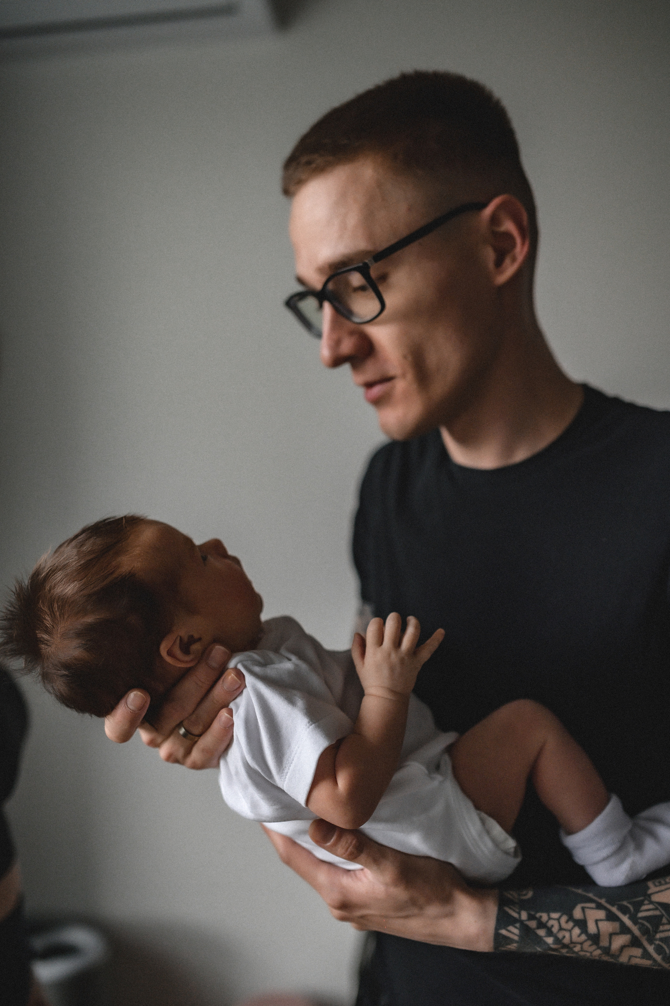 Руслан, Марта и Кира дома. Семейный и свадебный lifestyle-фотограф в Москве Мария Петрова