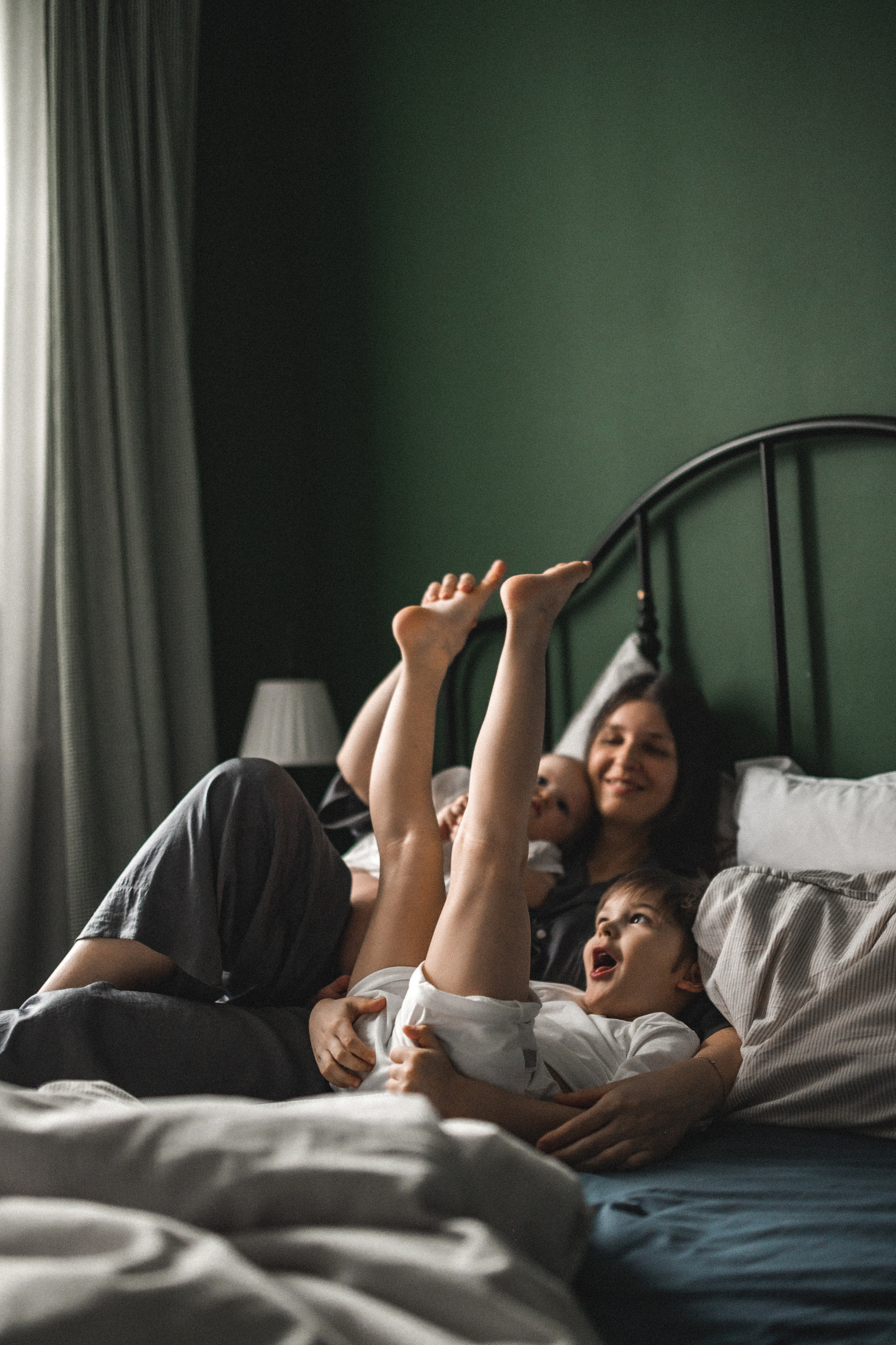 Дима, Нелли, Марк и Нина дома. Семейный и свадебный lifestyle-фотограф в Москве Мария Петрова