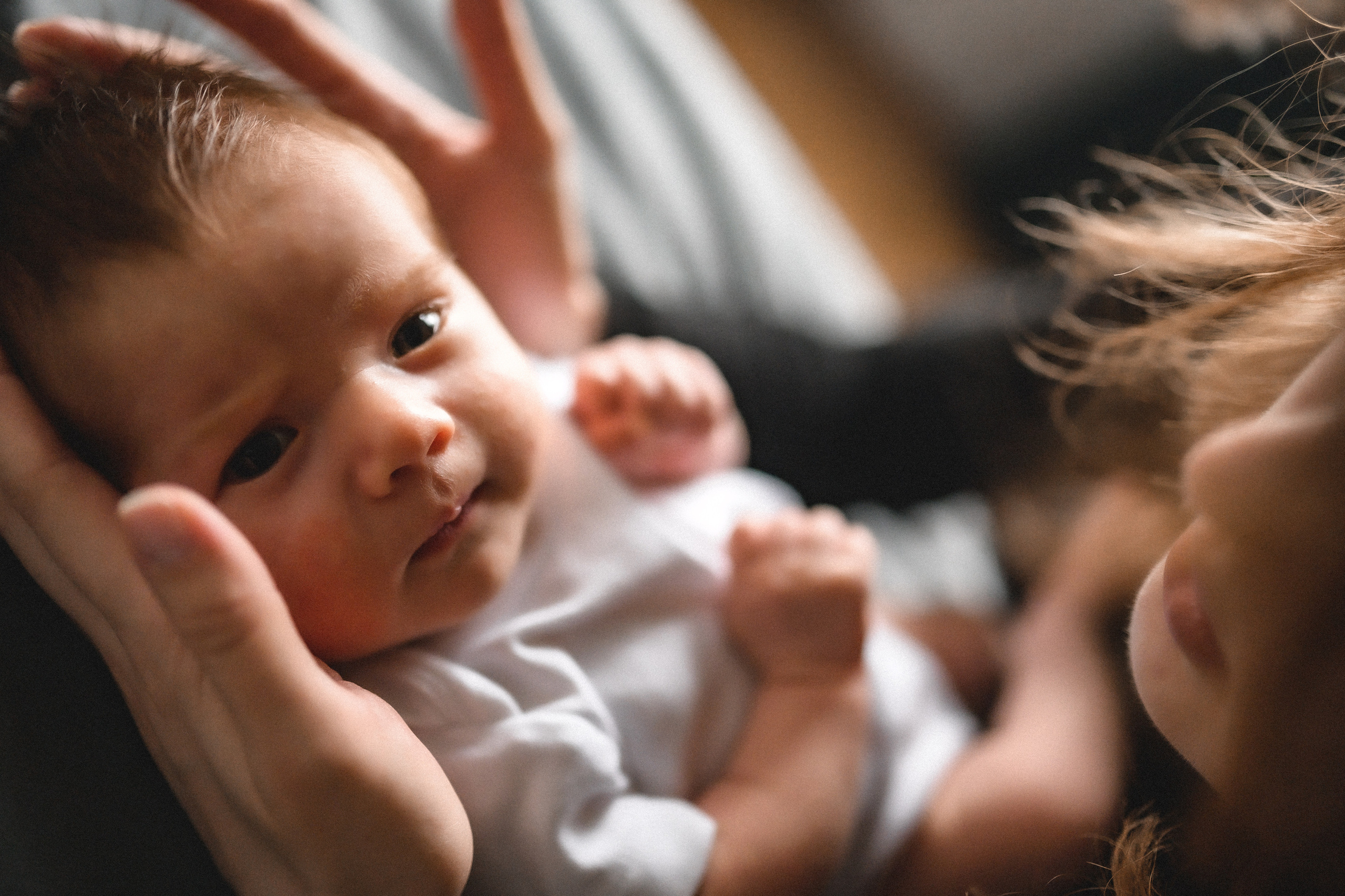 Руслан, Марта и Кира дома. Семейный и свадебный lifestyle-фотограф в Москве Мария Петрова