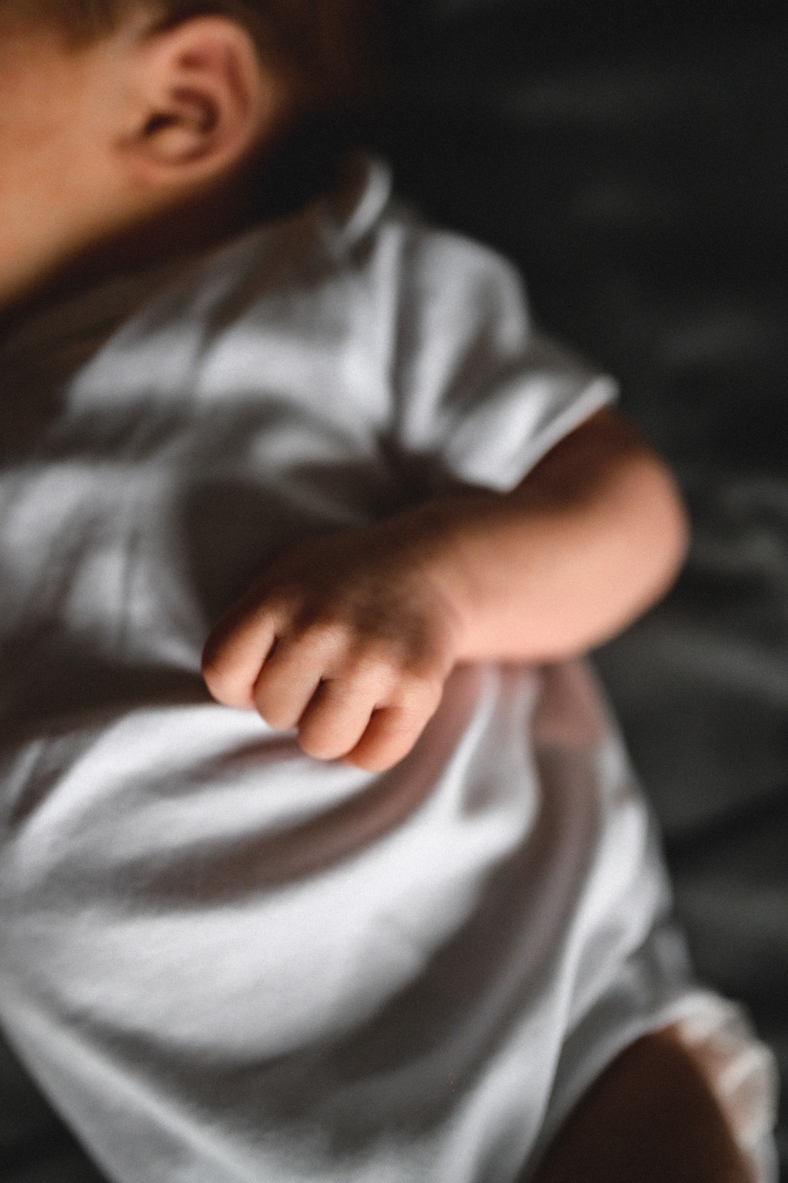 Руслан, Марта и Кира дома. Семейный и свадебный lifestyle-фотограф в Москве Мария Петрова