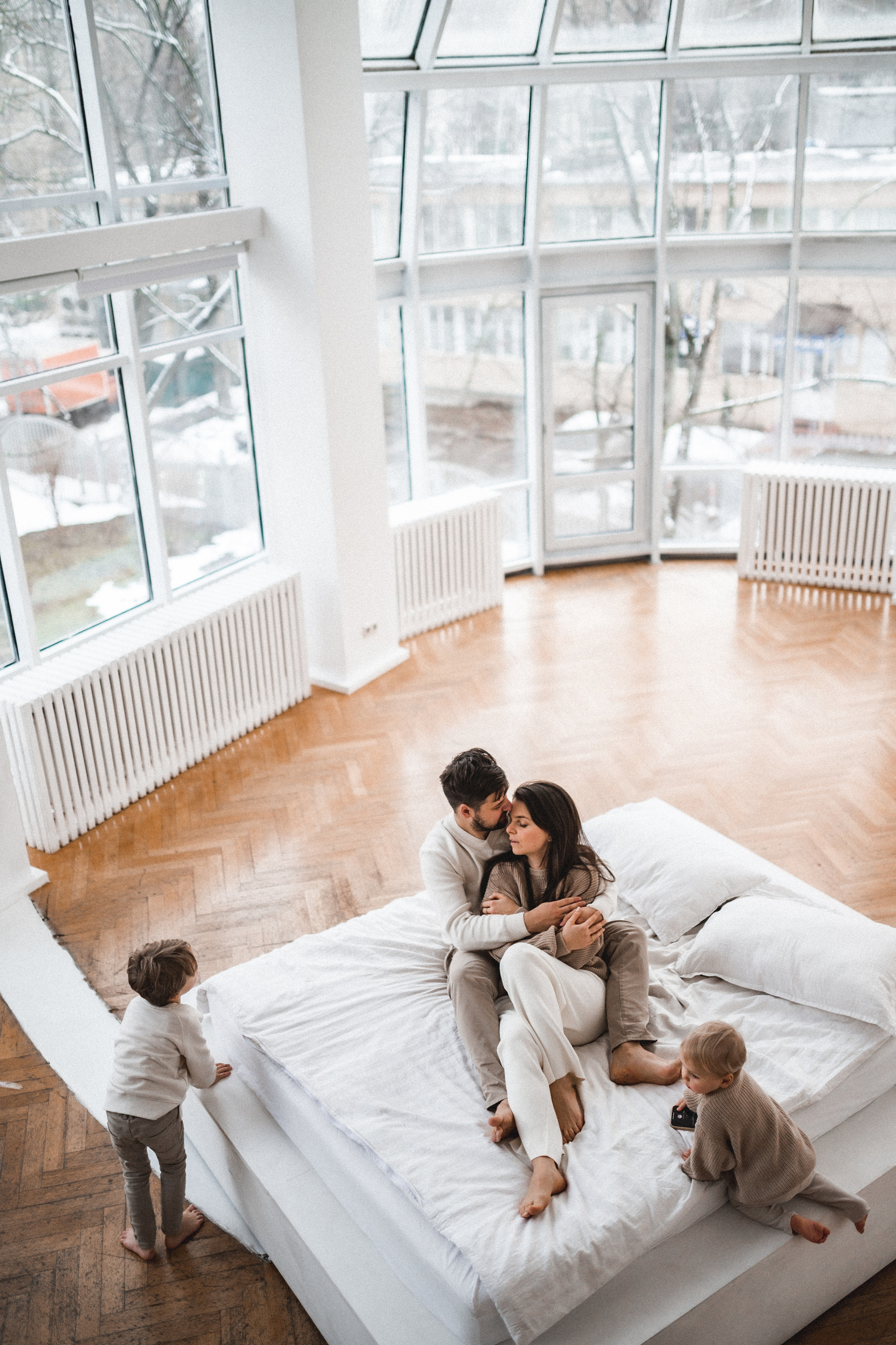 Лёша, Рита, Андрей и Рома. Студия Base. Семейный и свадебный lifestyle-фотограф в Москве Мария Петрова