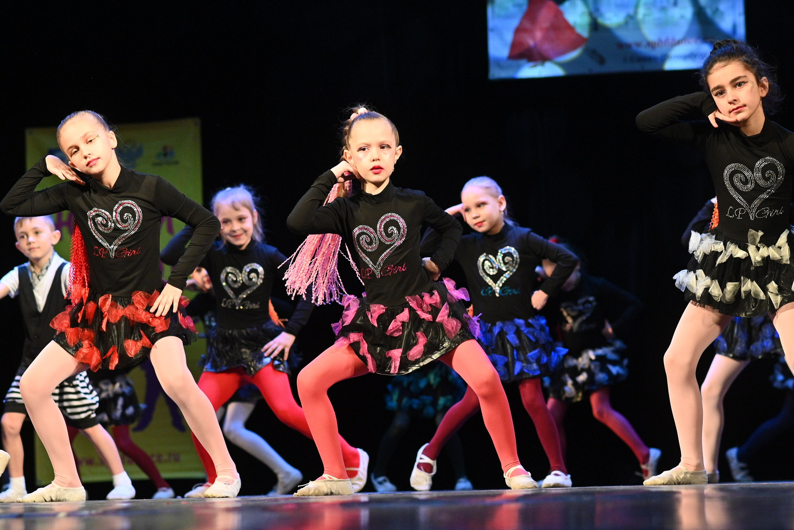 Танцы. Фото детских спортивных мероприятий и всякое интересное через объектив