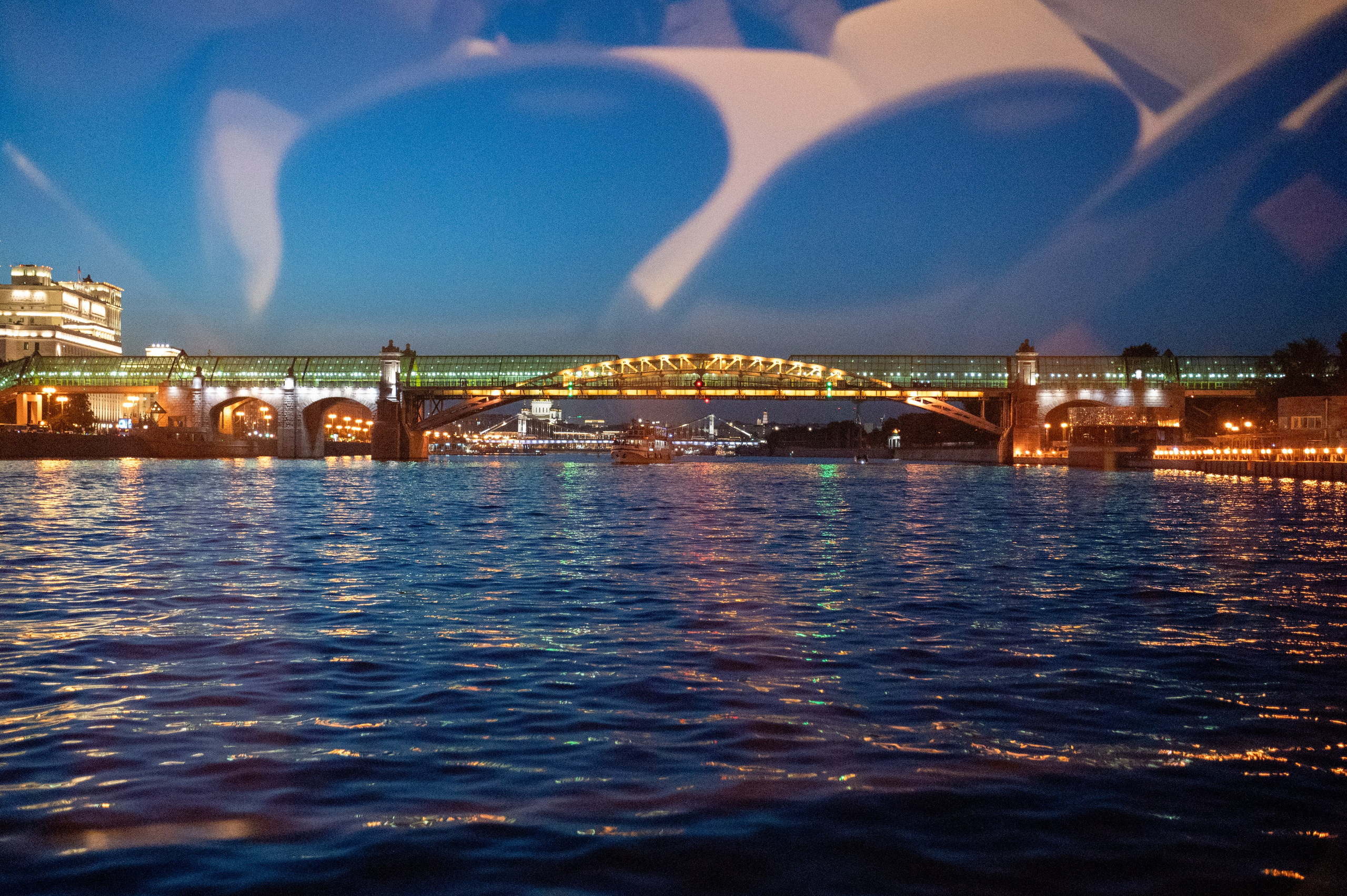 Выпускной вечер 11 класс на теплоходе. Детский и семейный фотограф г. Москва Оксана Катаджи