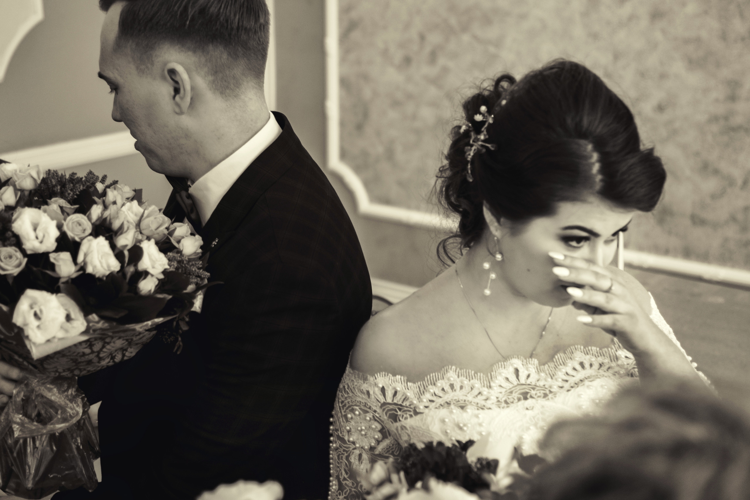 слезы невесты на свадьбе