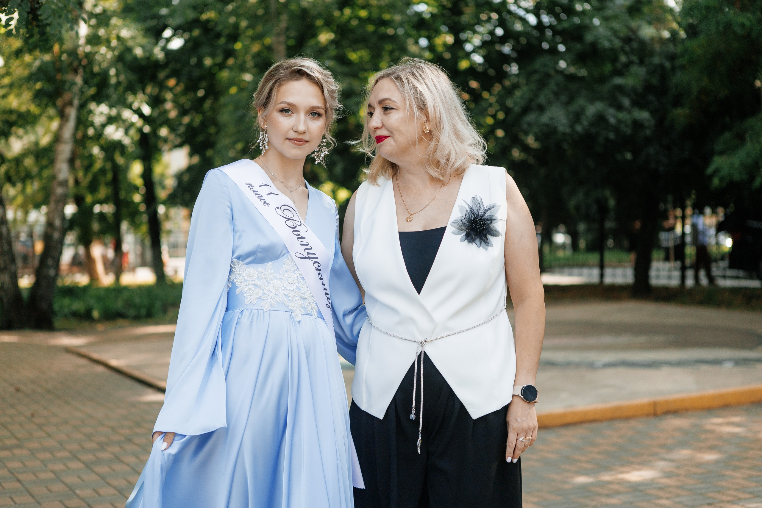 Выпускной Гимназия 12 2024 г. Свадебный и портретный Фотограф в Липецке Дмитрий Котюков