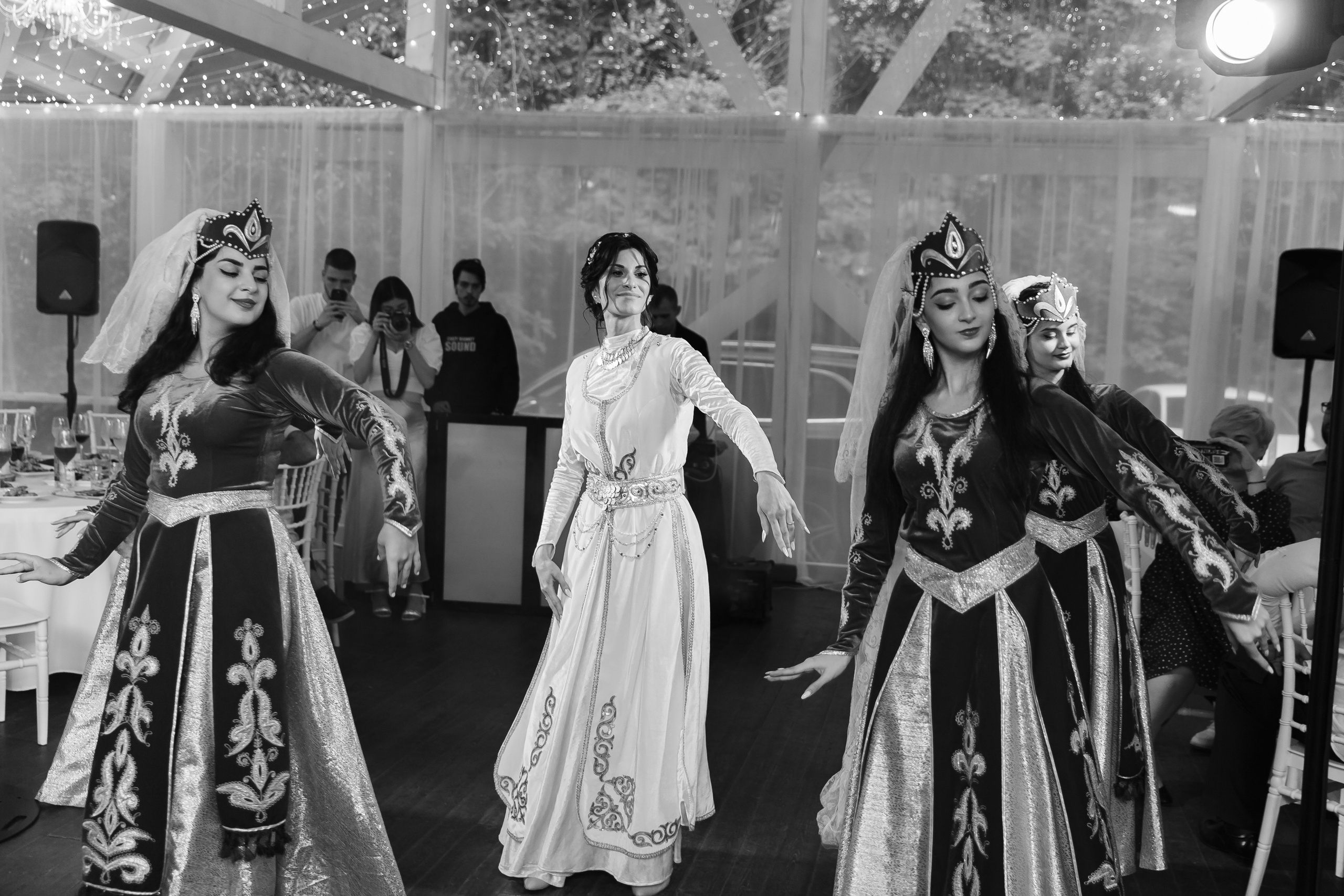 16.06.2024. RETOUCH-HOUSE