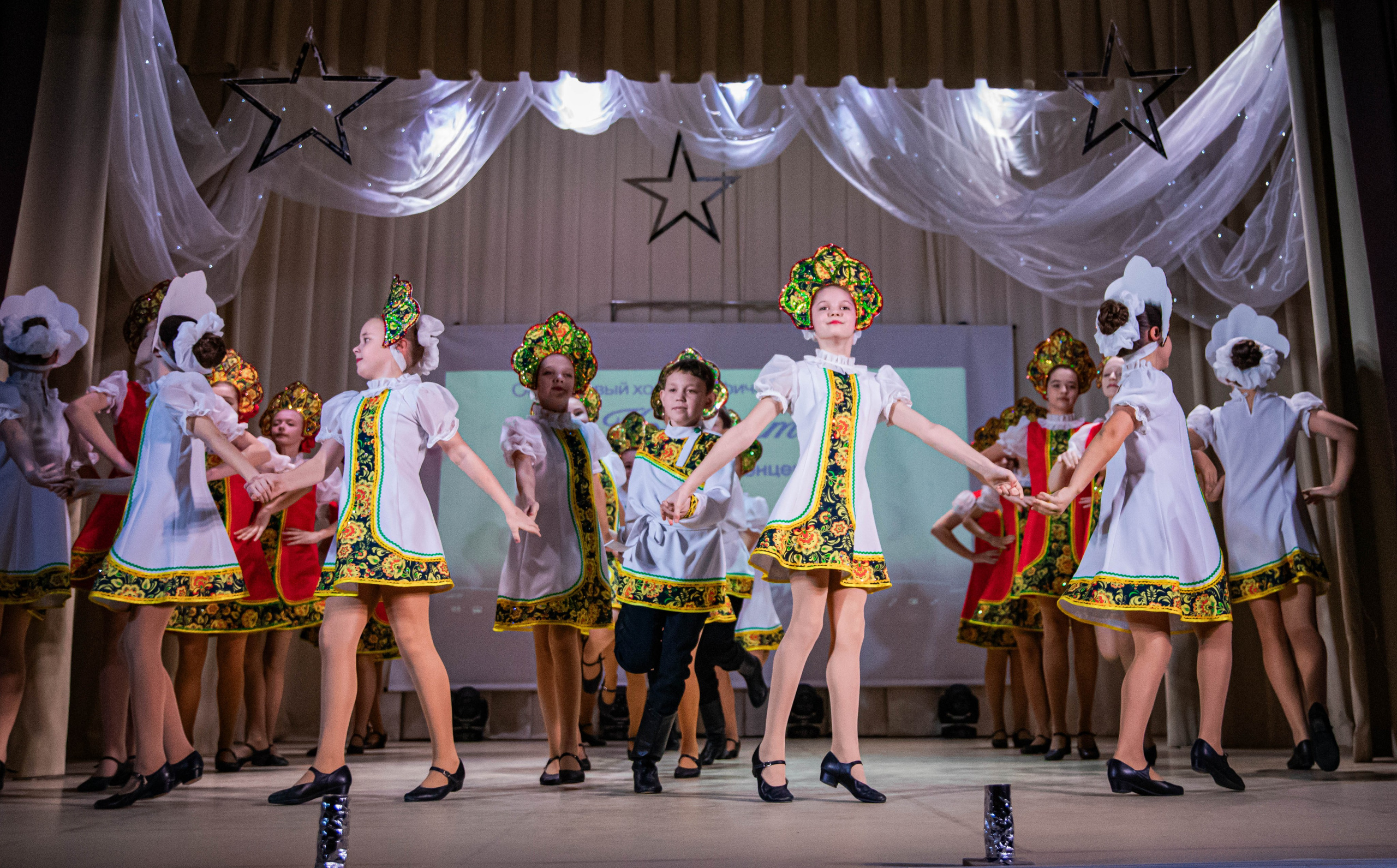 «Конфетти» Юбилейный концерт «Твори Добро». Фотограф Дарья Маташкова