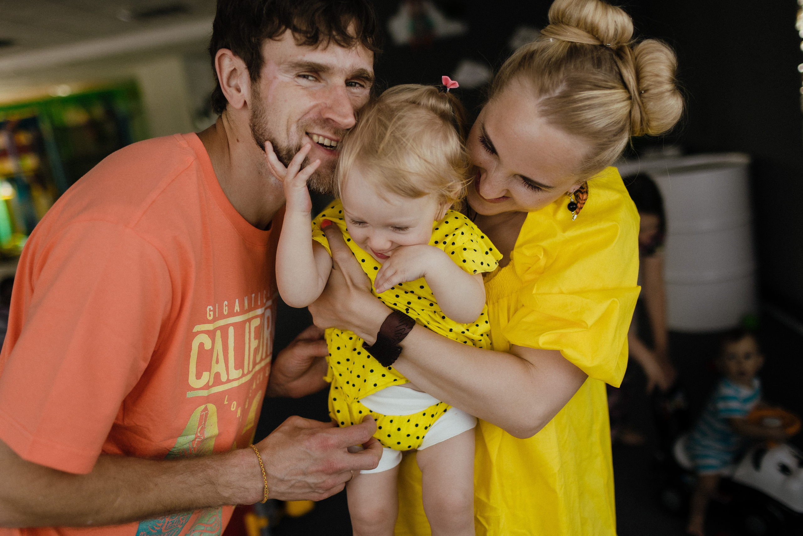 Солнечный день рождения. Фотограф свадебный семейный в Красноярске Шукшина Наталья