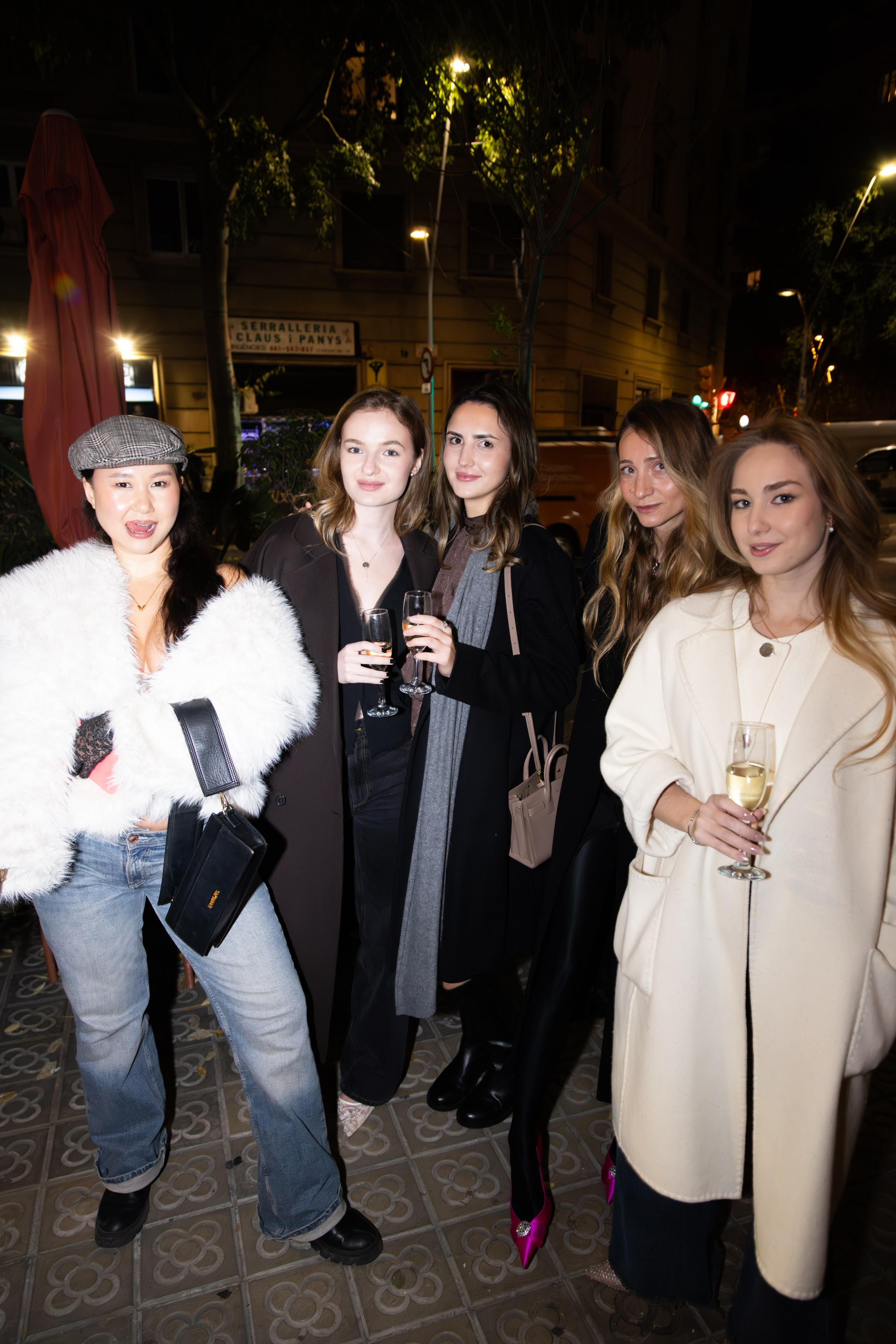 NIGHT and the CITY. Фотограф в Барселоне Валиулова Ася