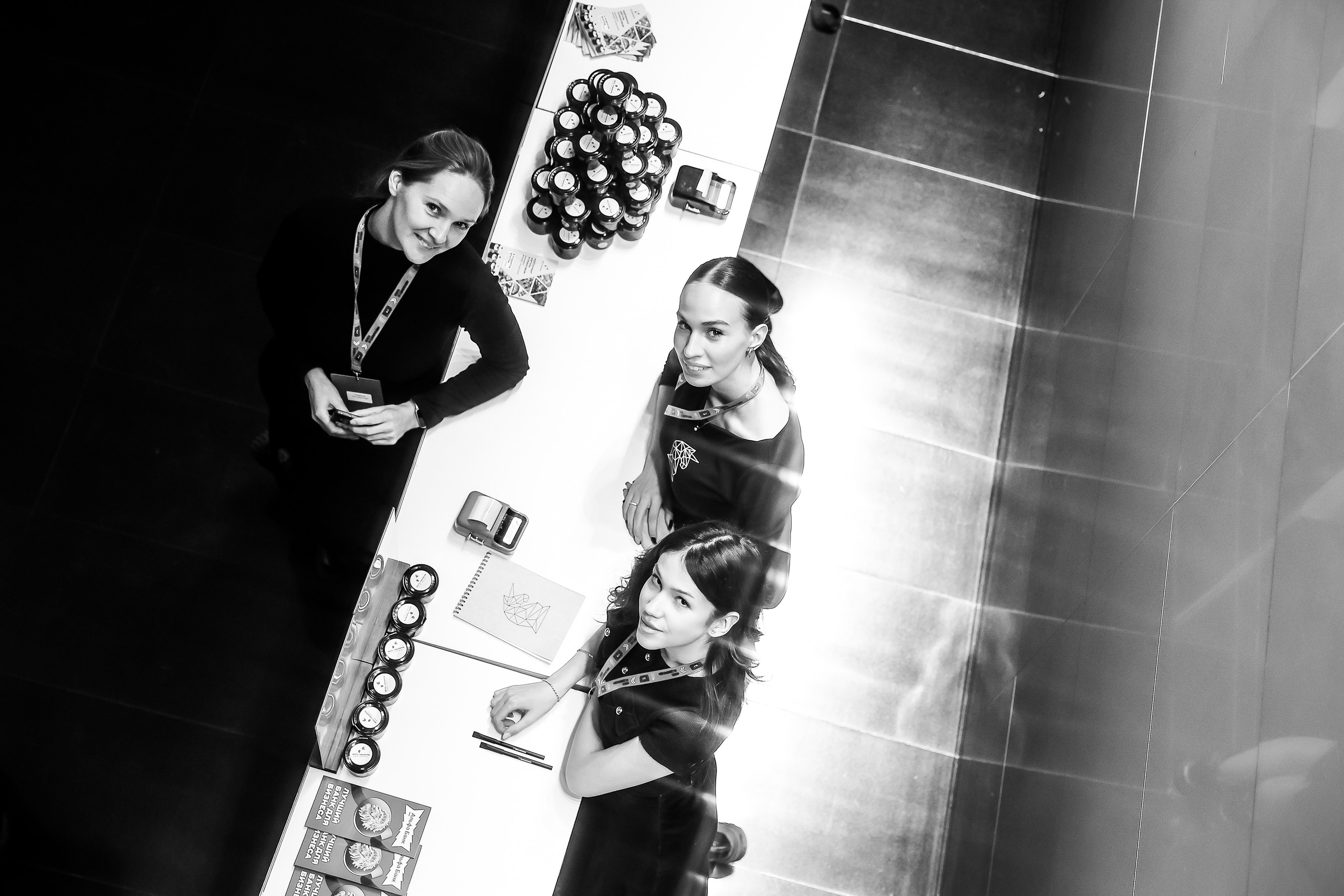 Оскар Хартманн. Business standup тур. Александра, репортажный и событийный фотограф