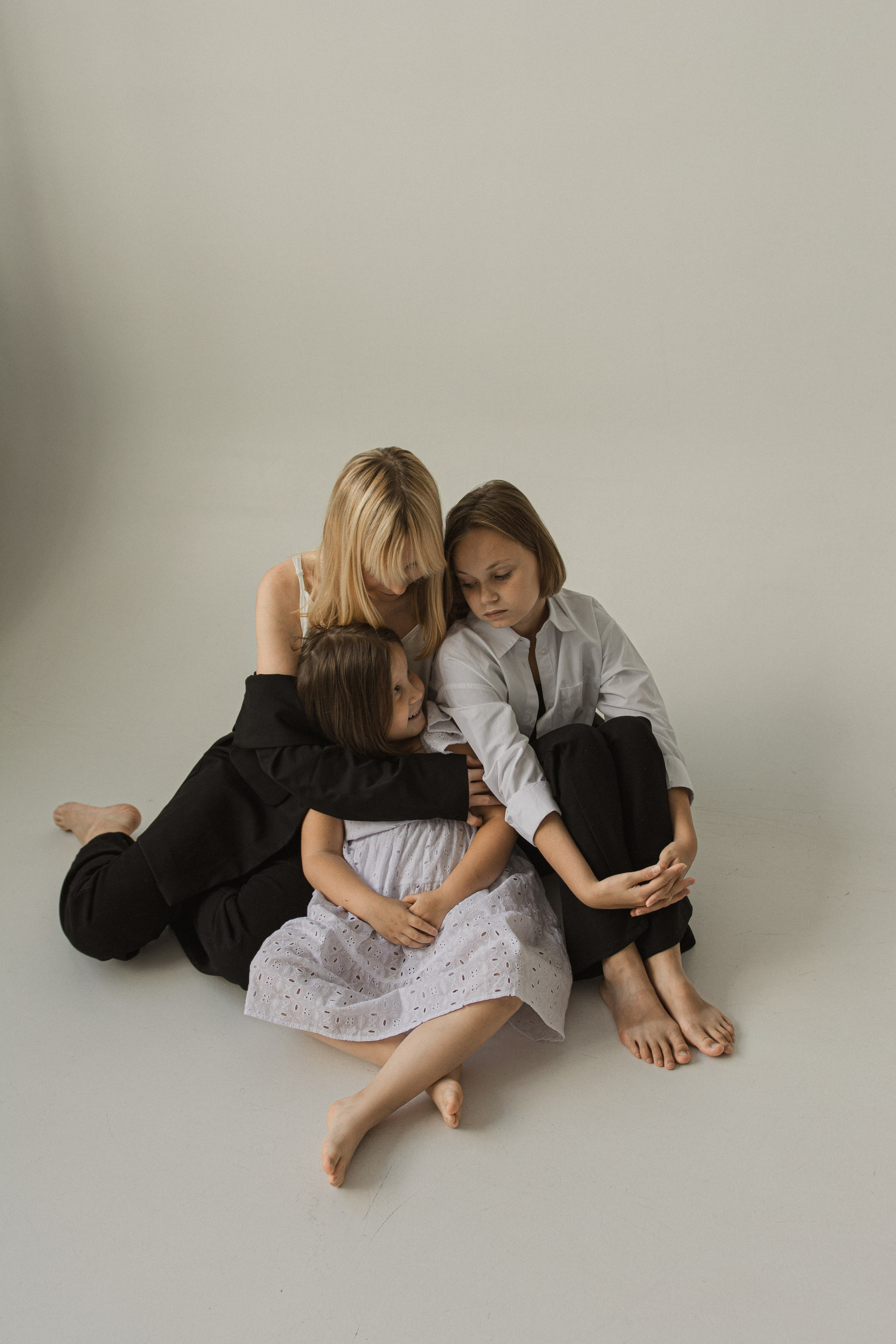 Girls. Главная