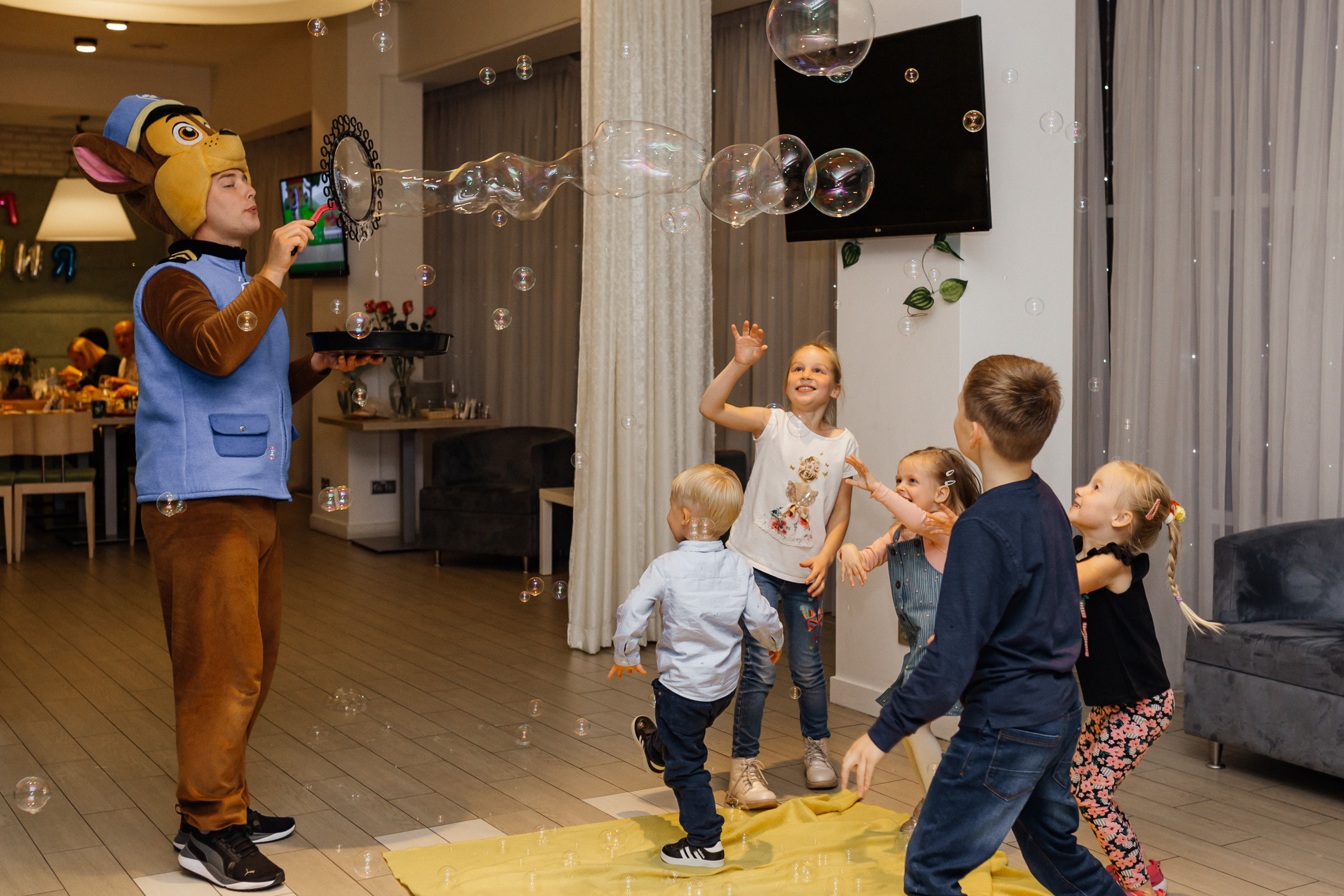 Андрея праздник. Свадебный, семейный фотограф Беларусь