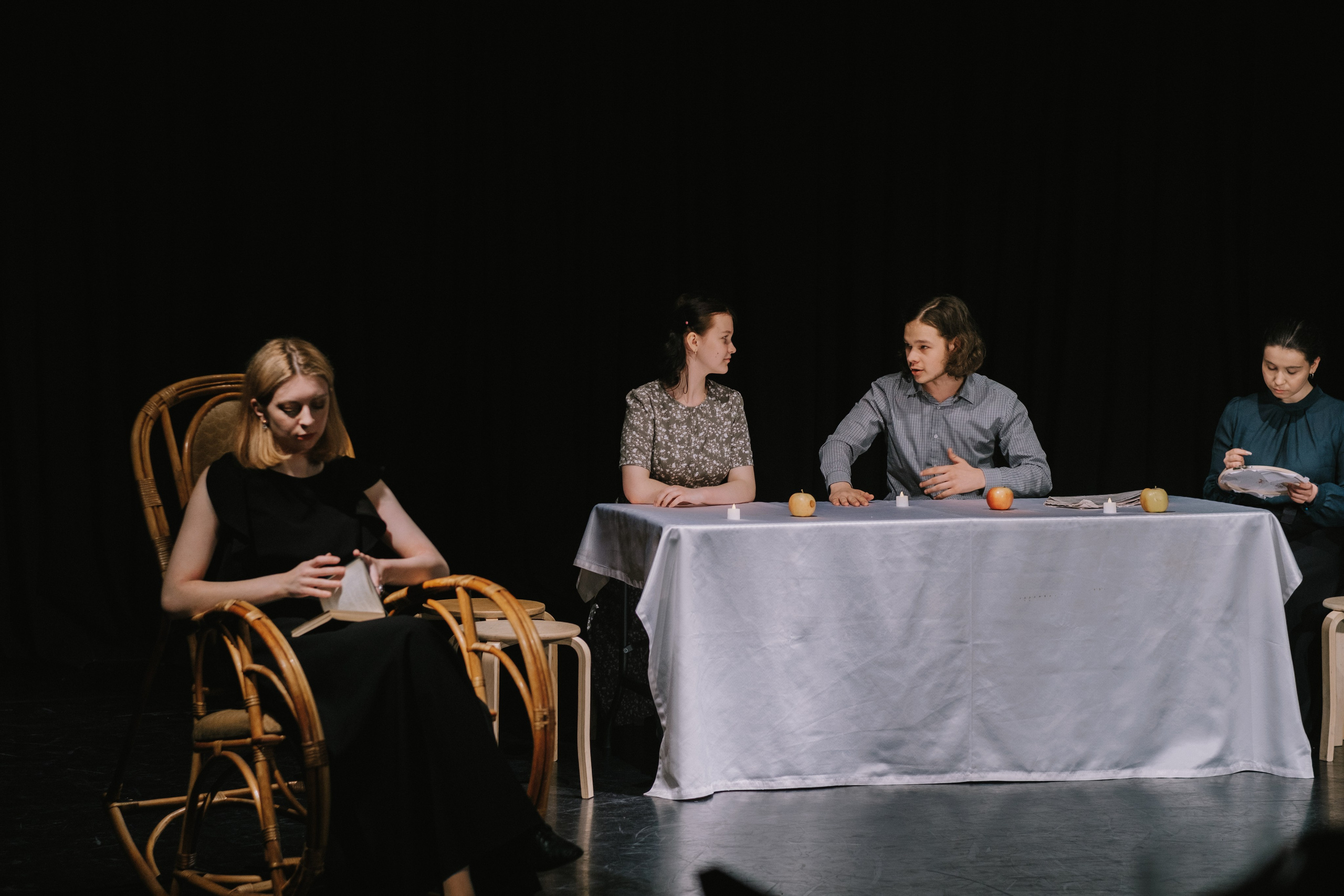 Детская театральная студия «Ирбис», спектакль. Репортажный и портретный фотограф в Москве Илья Спиридонов