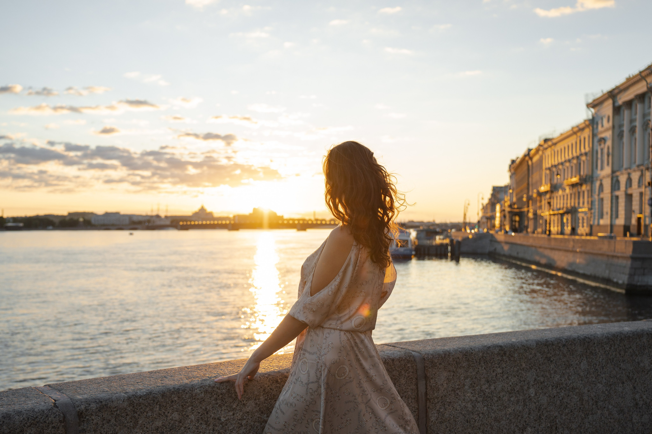 Рассвет и разводные мосты. Фотограф Оксана Шавва