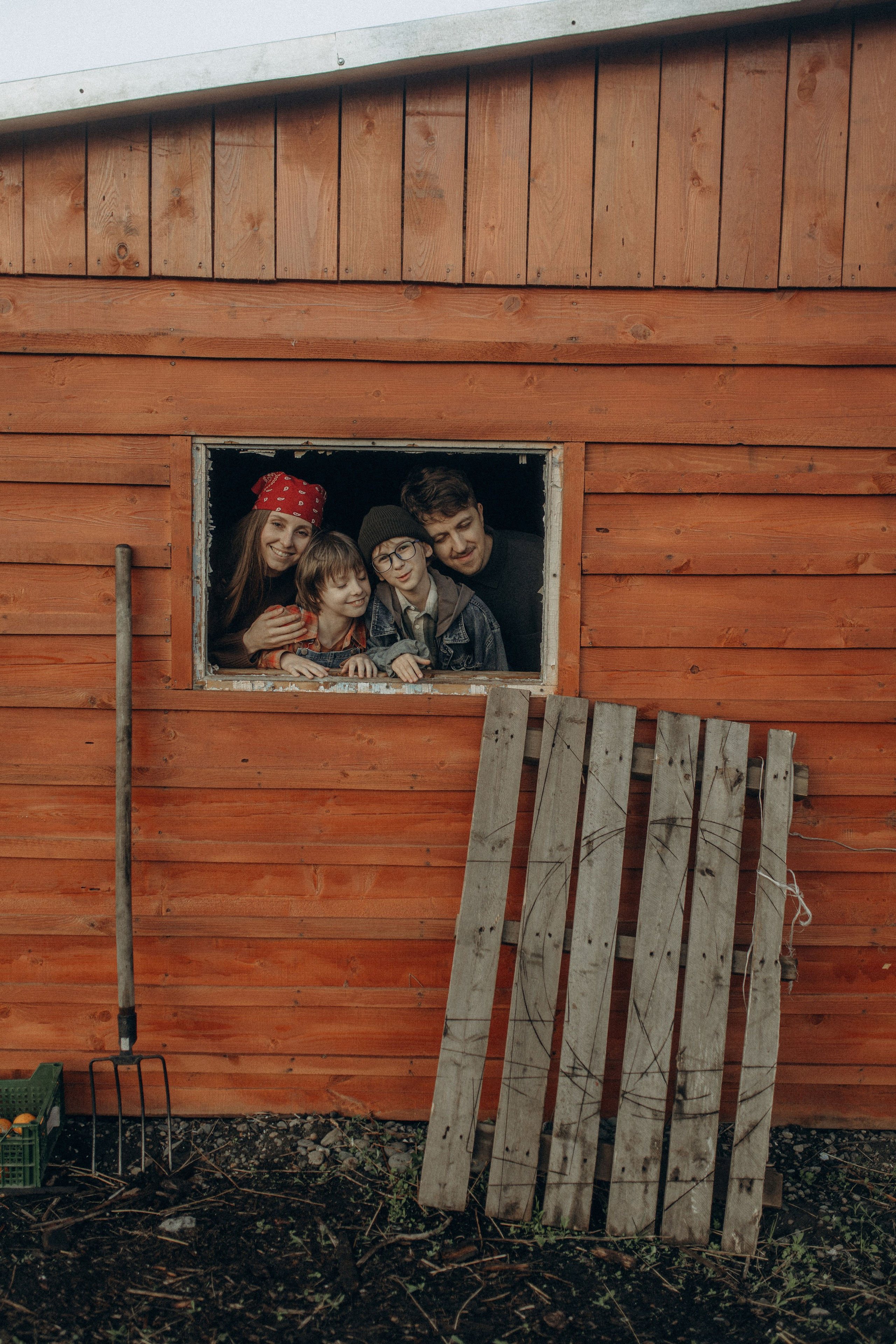Семейная фотосессия на ферме. Семейный и свадебный фотограф в Новосибирске/Бийске Екатерина Логинова