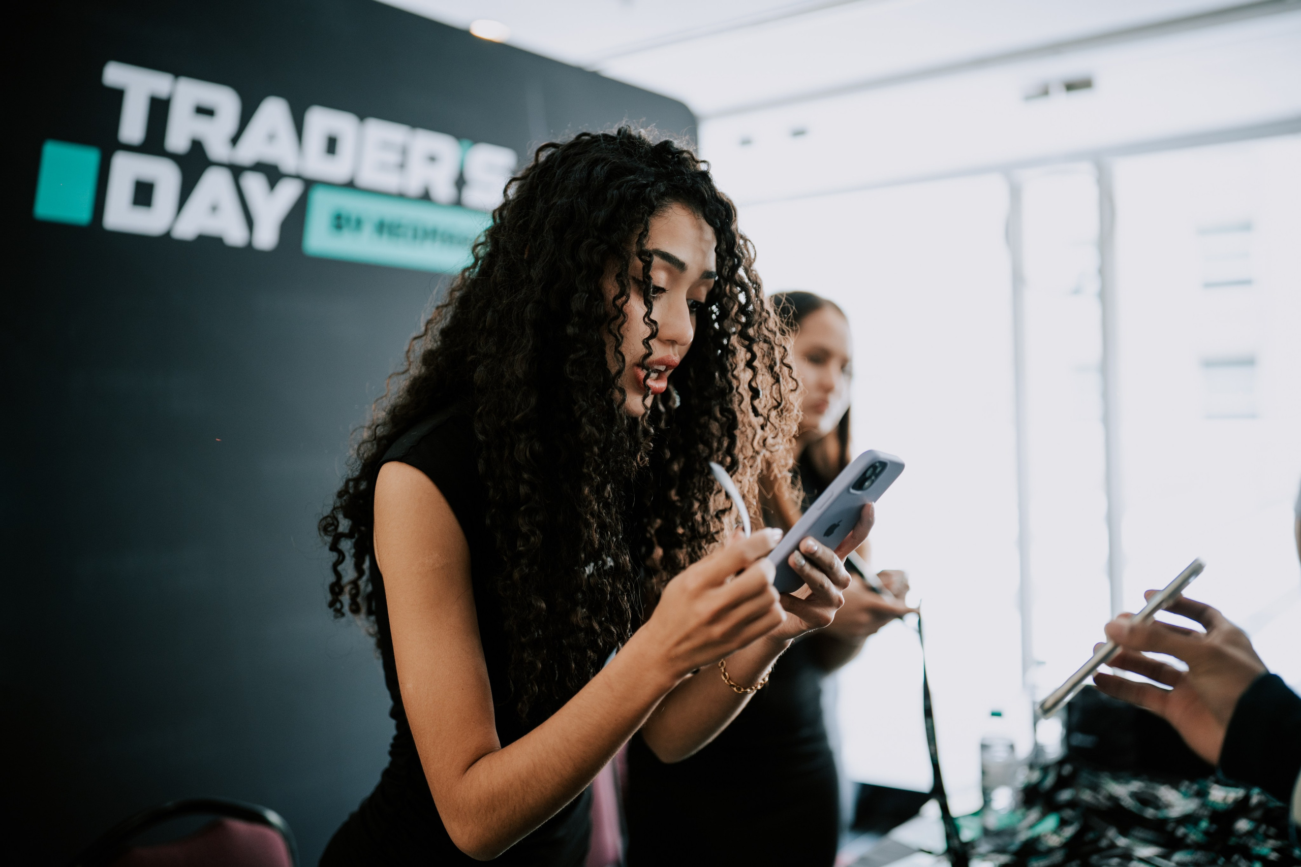 TRADERS DAY By NeomAAA Argentina. NeomAAA Funds Gallery