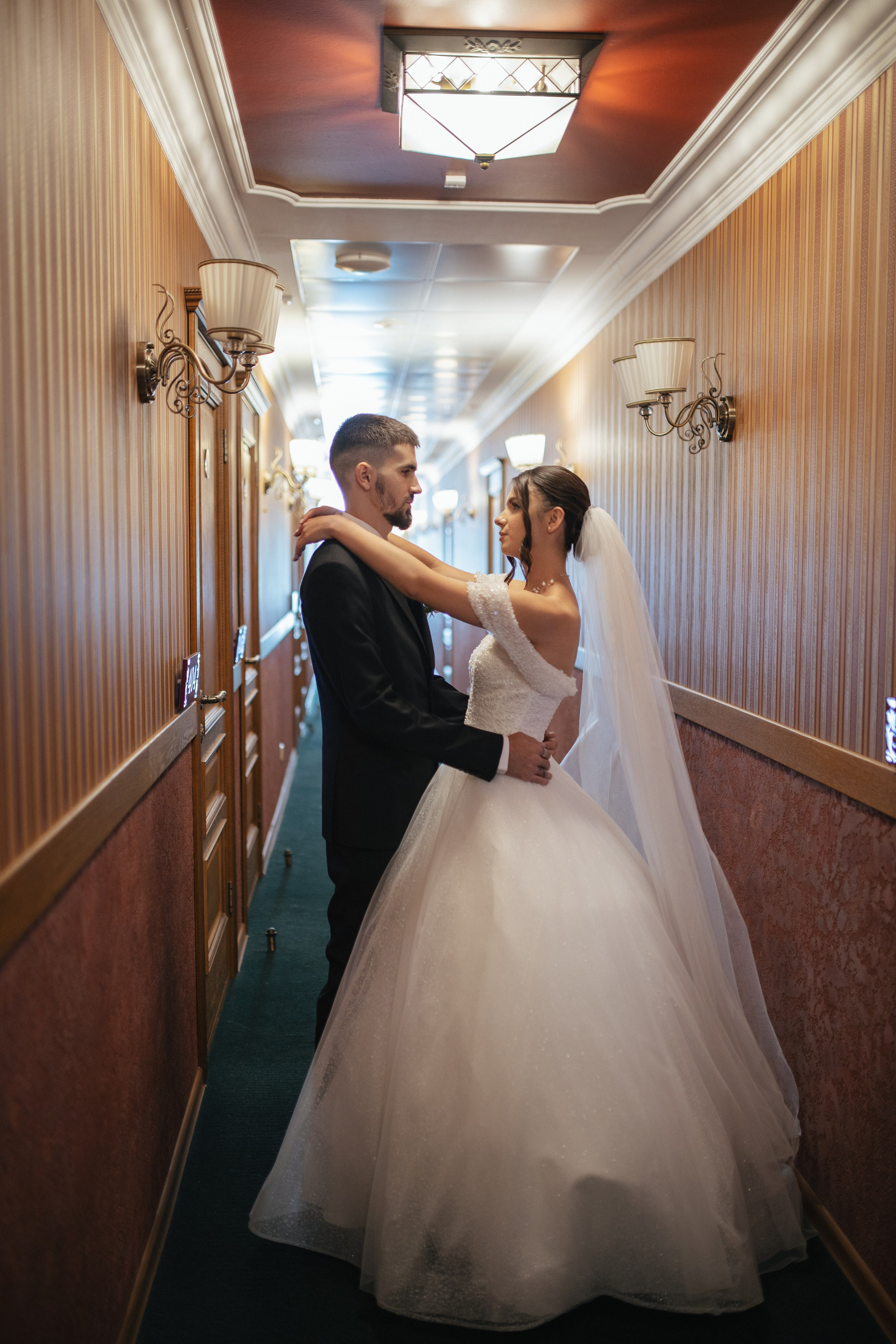 Роман и Валерия. Главная