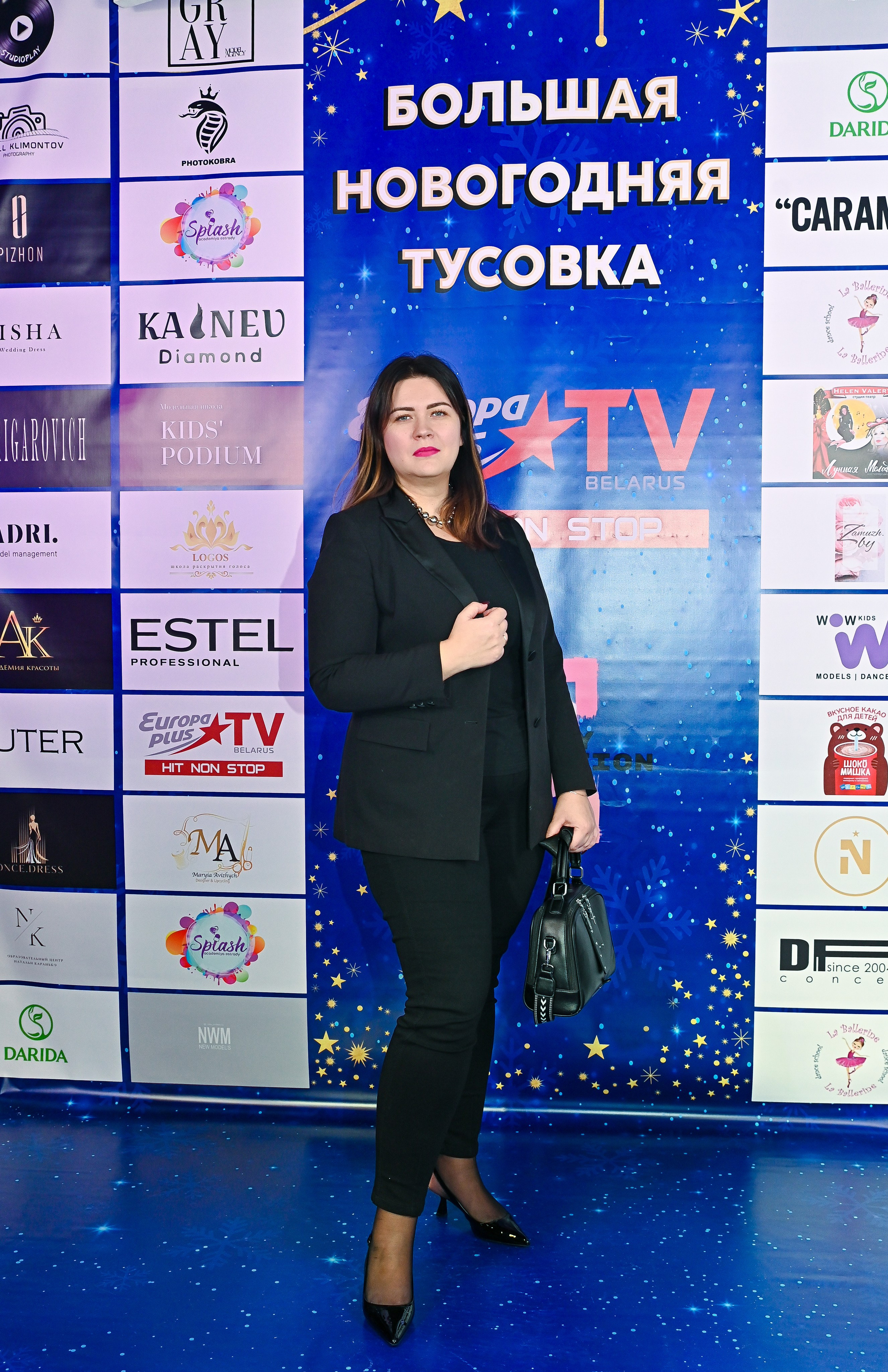 Большая новогодняя тусовка. Фотоуслуги, услуги фотографа, фотографирование важных событий