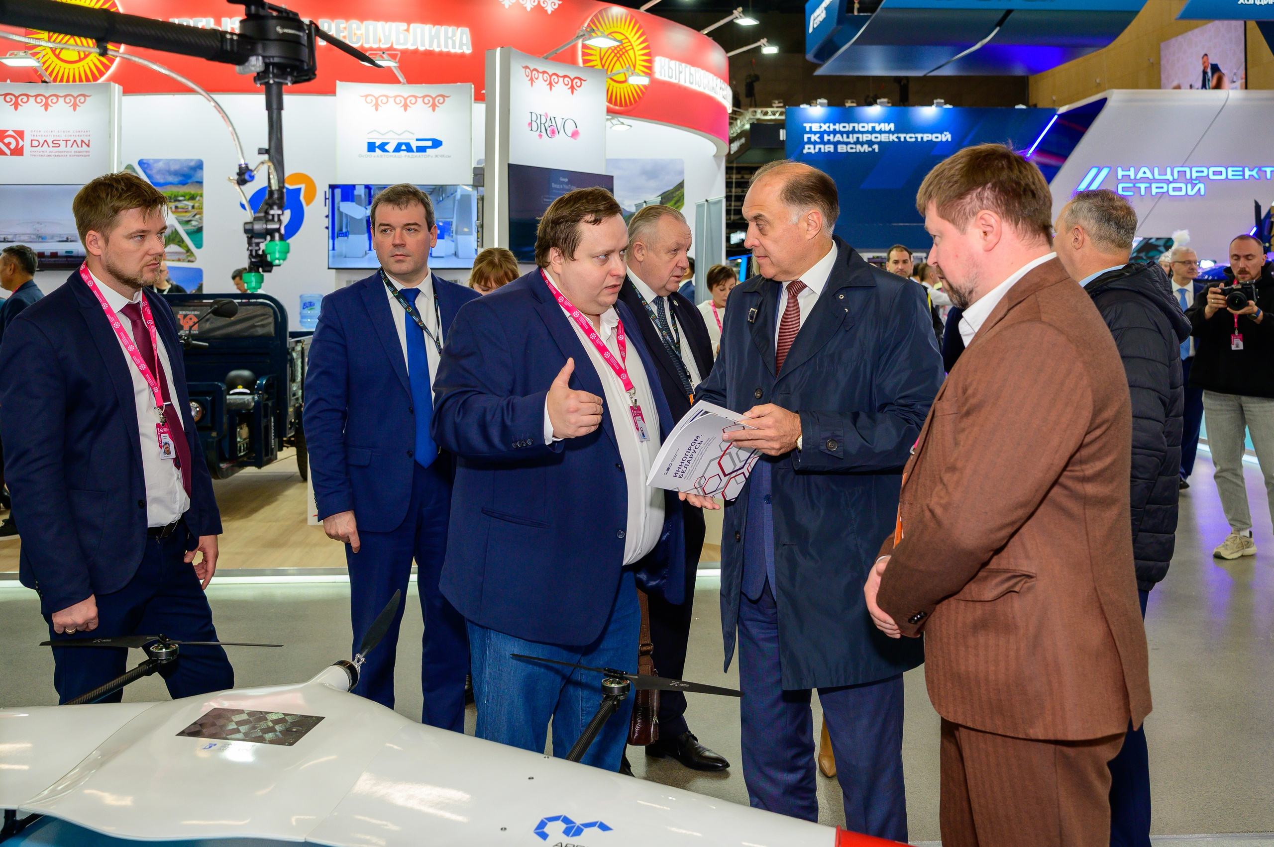 BigindustrialweekBelarus. Фотоуслуги, услуги фотографа, фотографирование важных событий