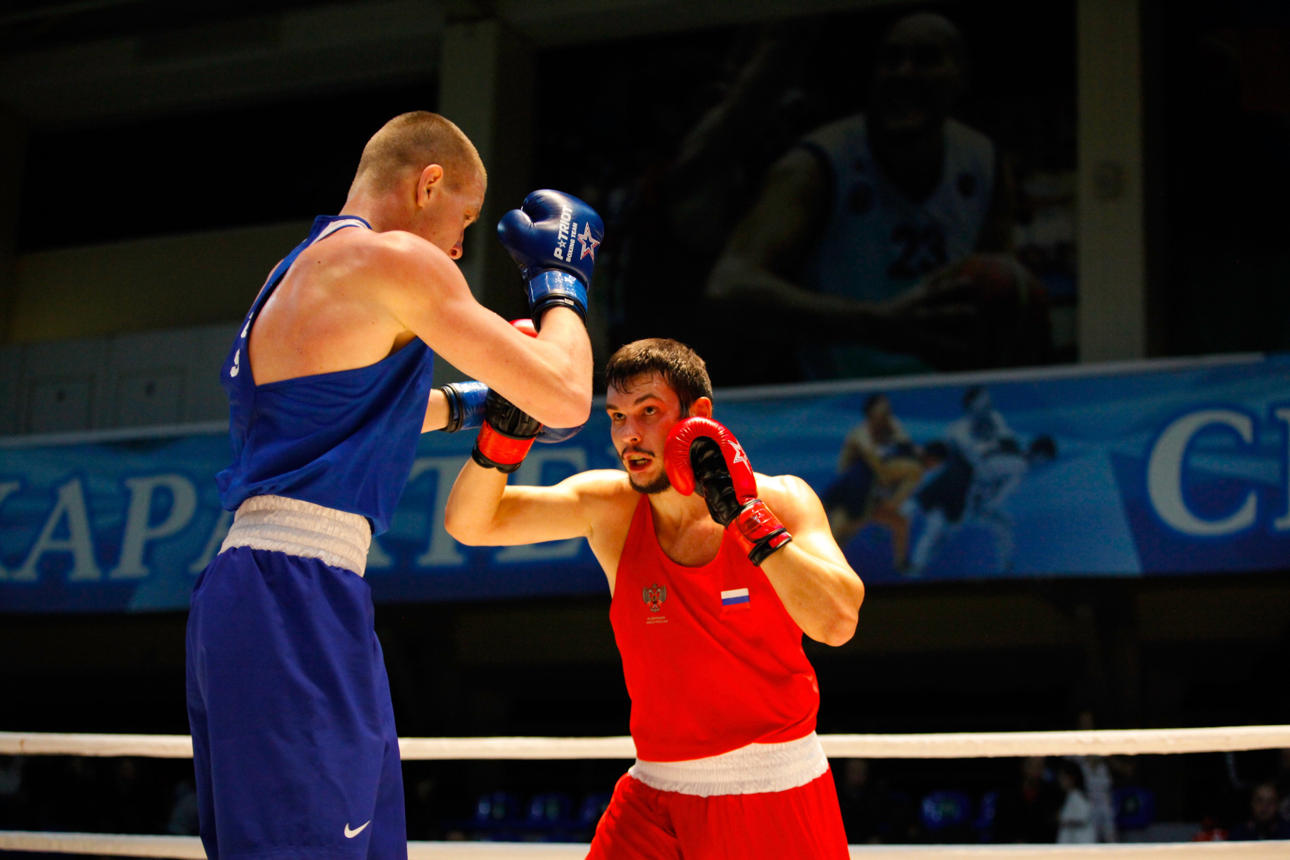 БОКС. Фото. Спортивный фотограф, трансляция, звук и свет в Новосибирске