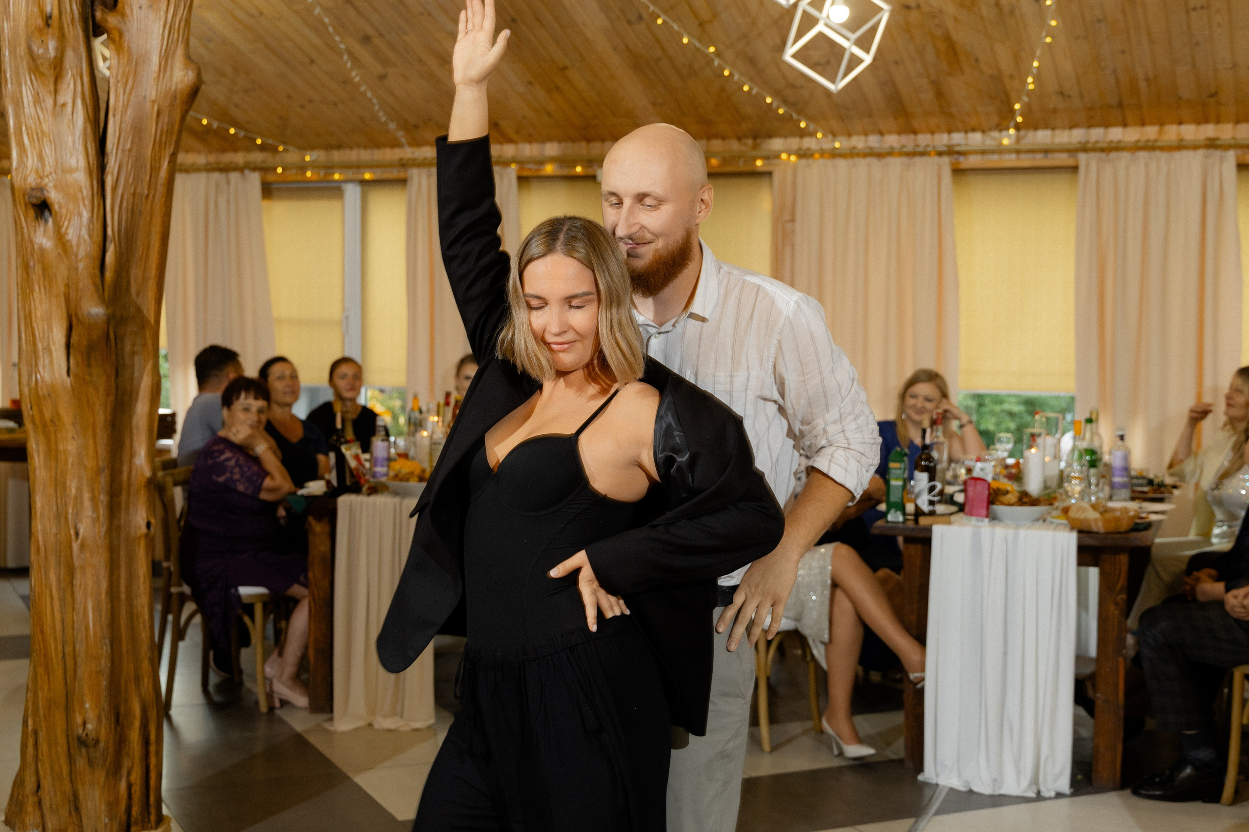 Свадебная фотосессия в агроусадьбе Лабодянка в Минске. Свадебный фотограф в Минске/Беларуси Сергей Спиридонов