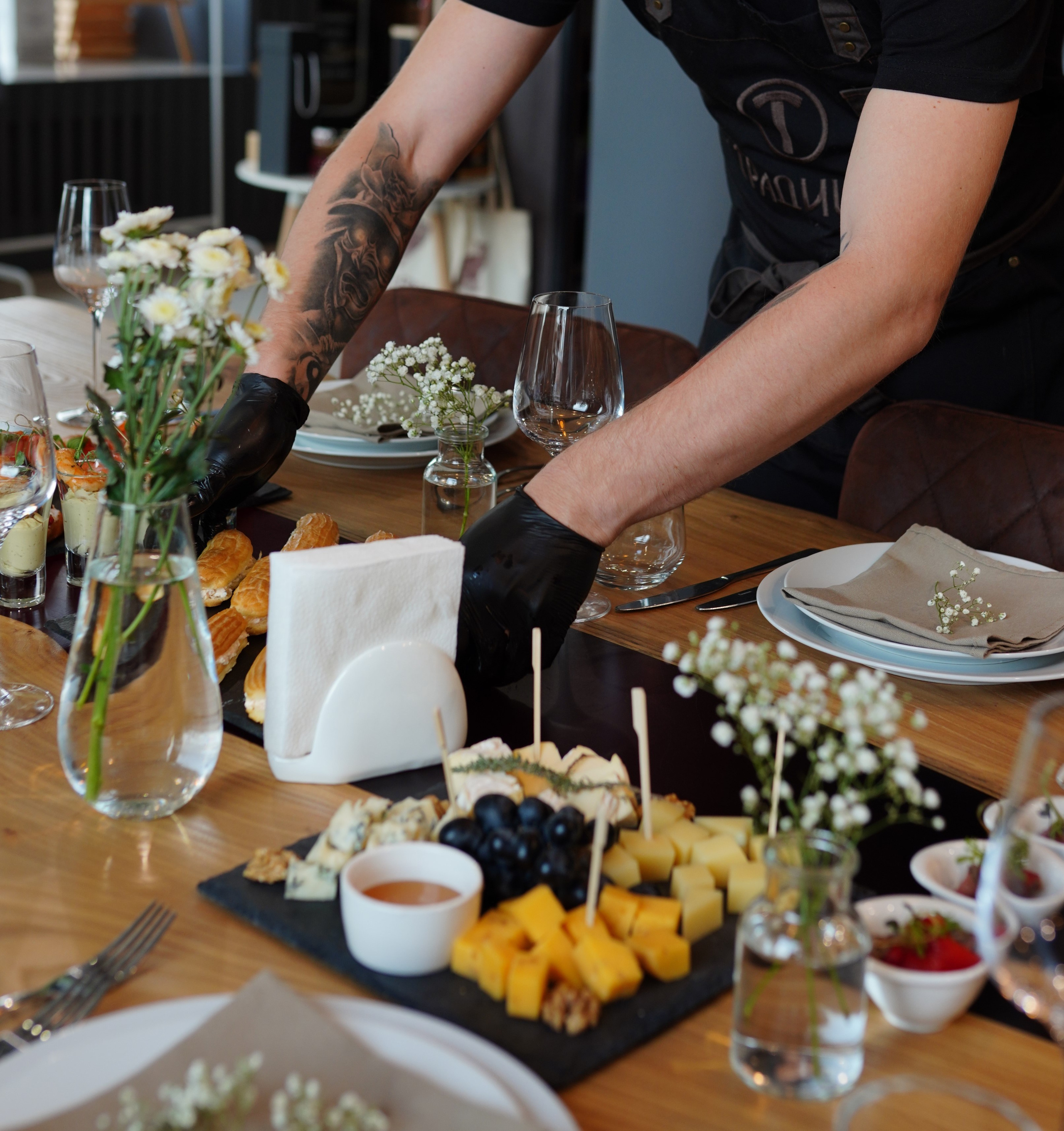 Традиция кейтеринг. Фотограф в Иркутске на все важные случаи жизни