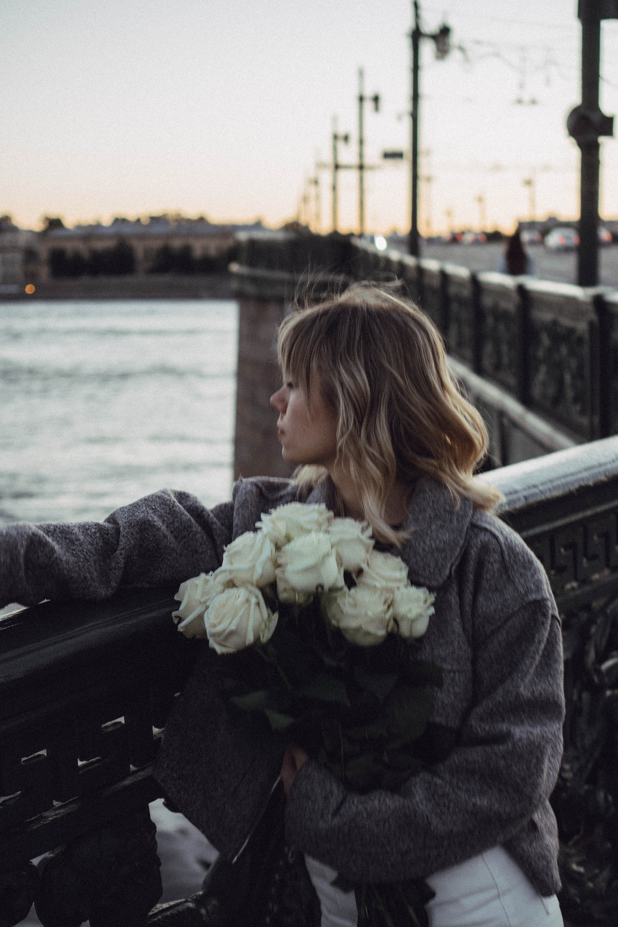 ПРОГУЛКА ПО ГОРОДУ В БЕЛЫЕ НОЧИ (другой вариант). Профессиональный фотограф, Санкт-Петербург — Виктория Богомолова