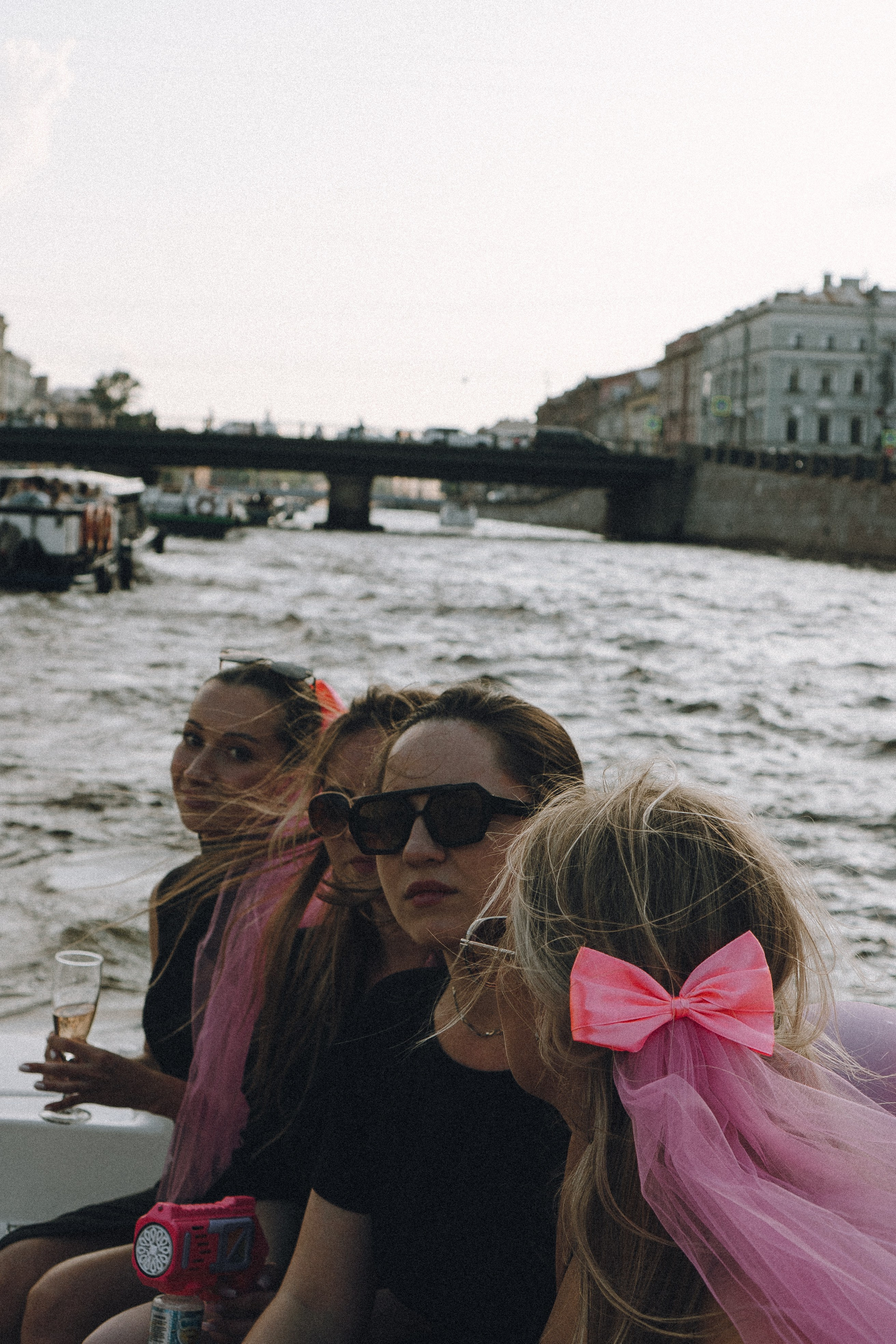 ДЕВИЧНИК НА КАТЕРЕ. Профессиональный фотограф, Санкт-Петербург — Виктория Богомолова