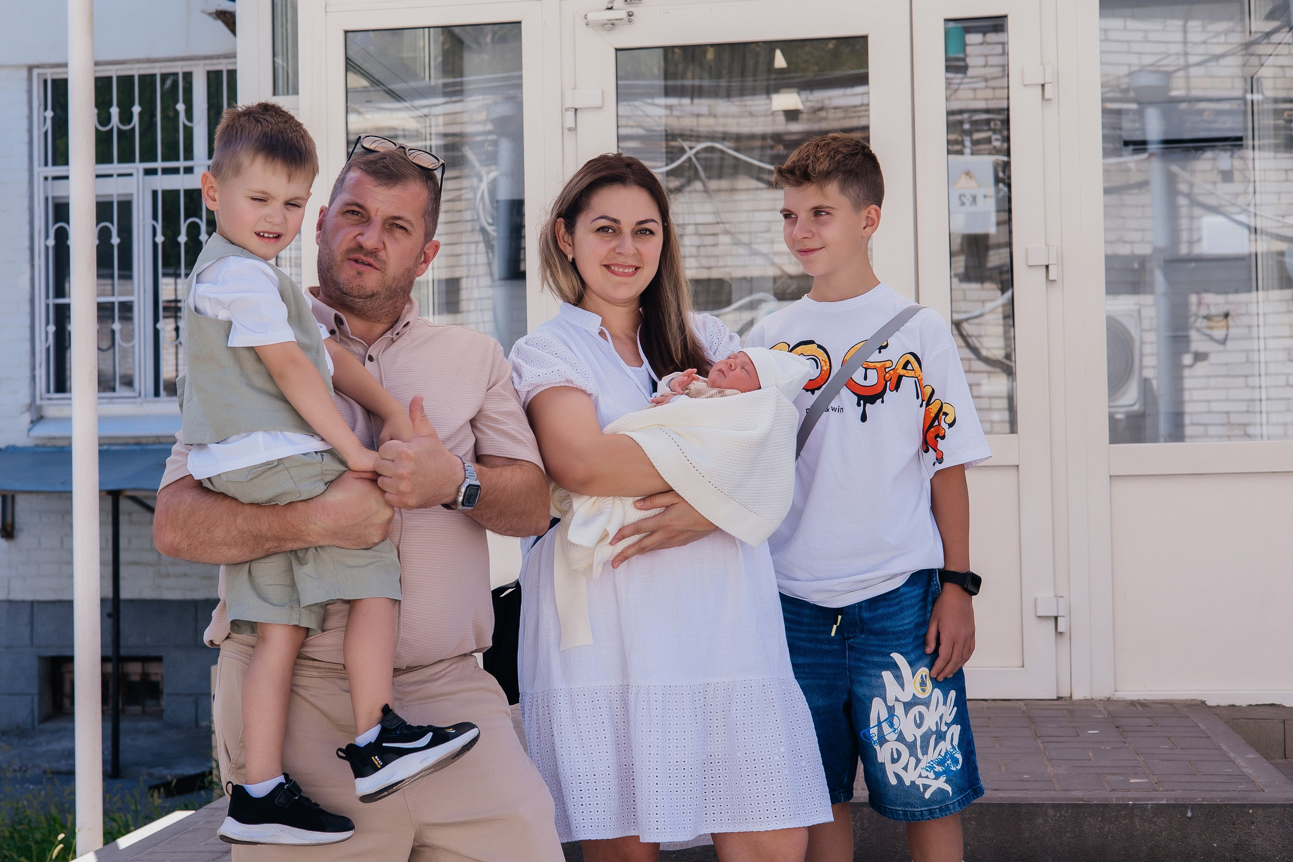 Выписка 14 июня 2024. Фотограф Ростов-на-Дону | фототерапевт