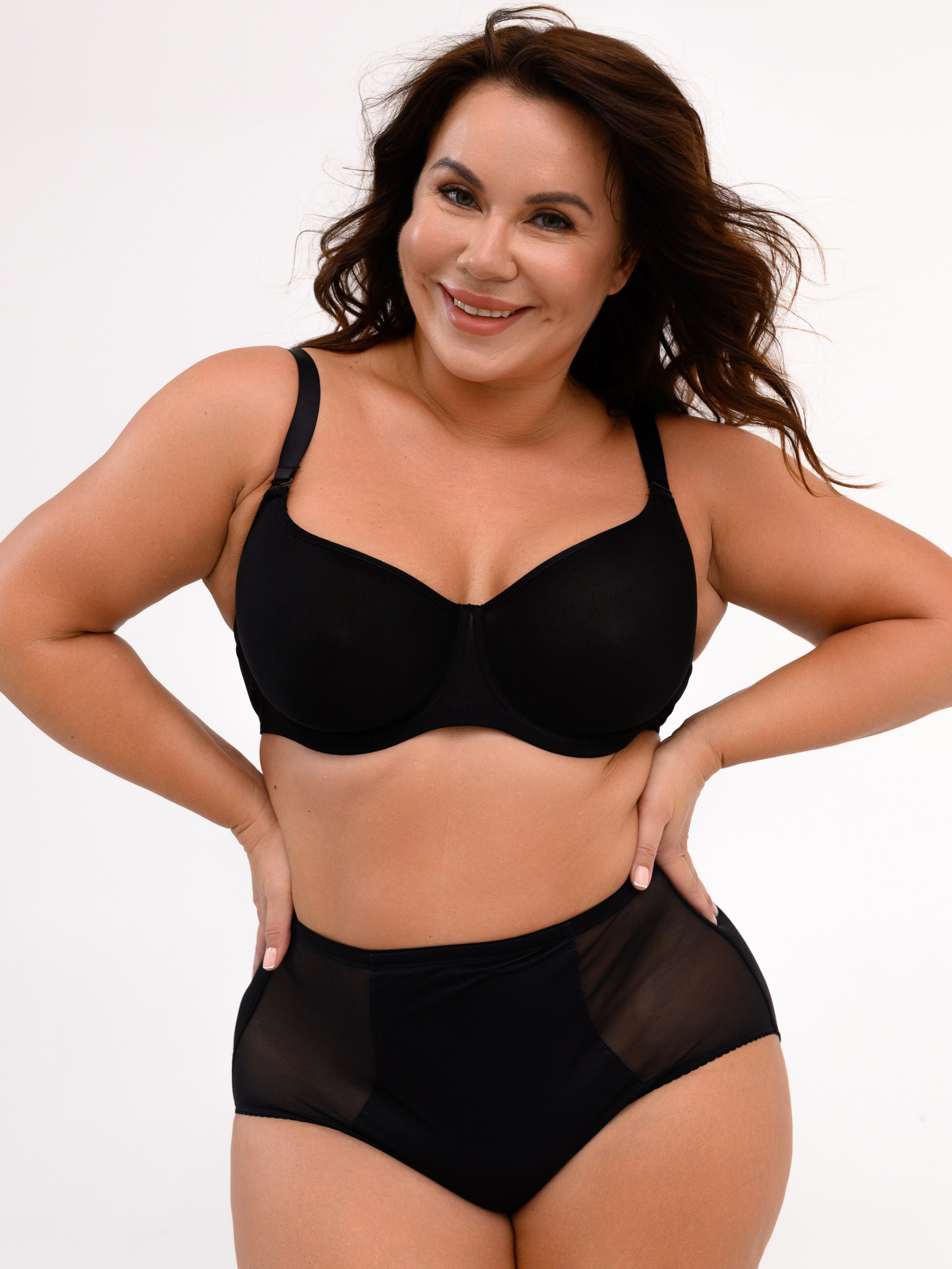 Каталог. Нижнее бельё plus size. Фотограф Александра Распопова