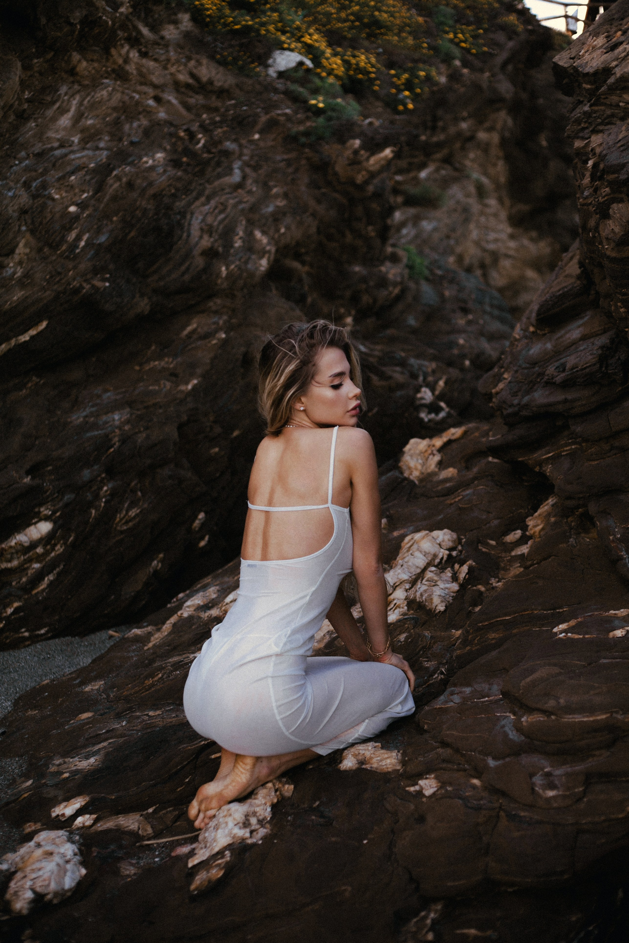 Alena & Black stones. ANNA KUDRINA PHOTOGRAPHY Russia