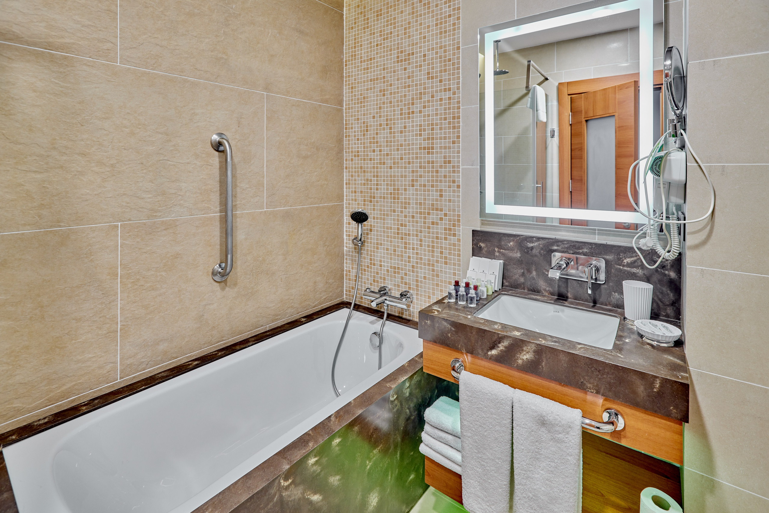 LEGEND BATUMI. Режиссёр, клипмейкер, фотограф — Андрей Охота