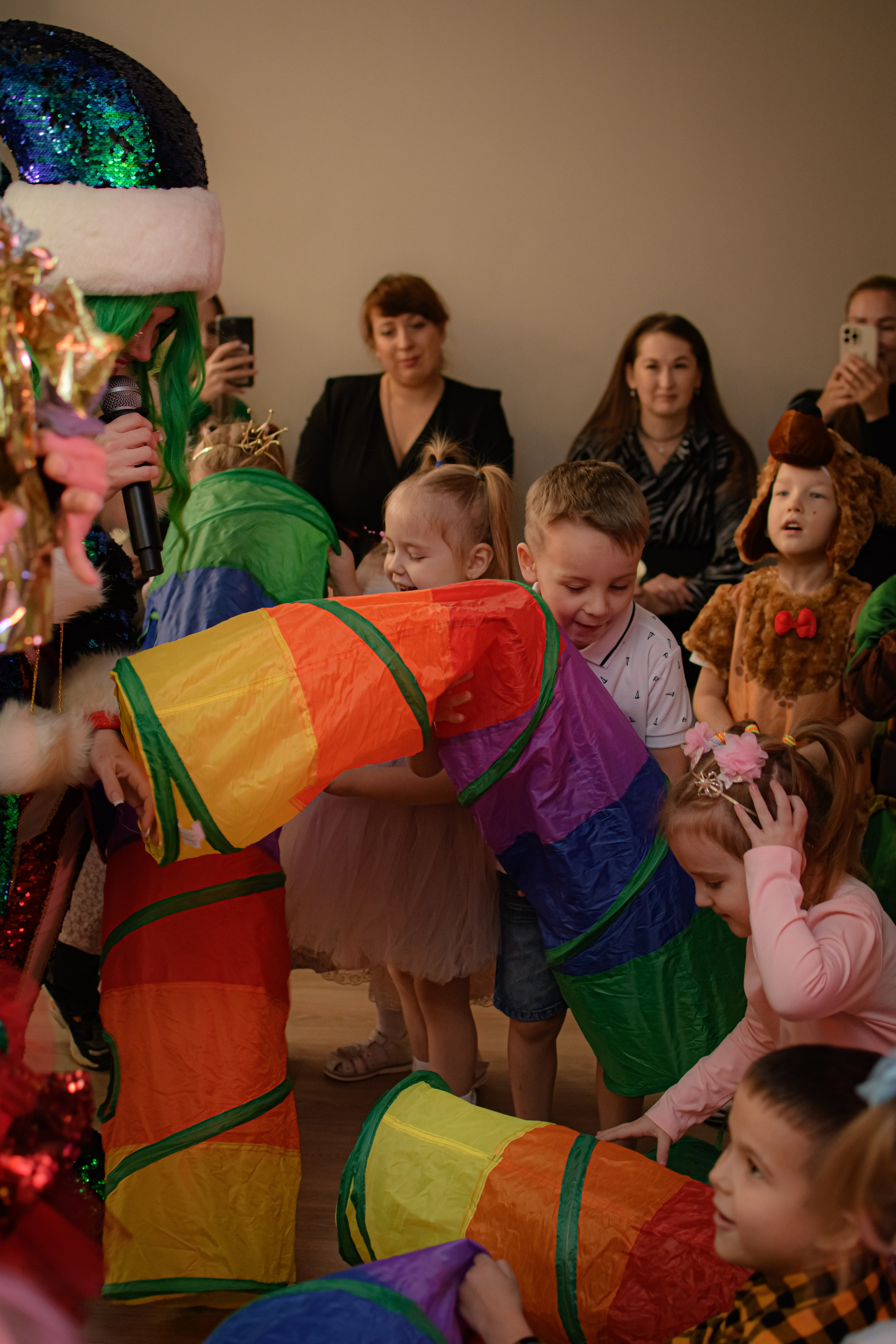 HAPPY NEW YEAR. Photokarish