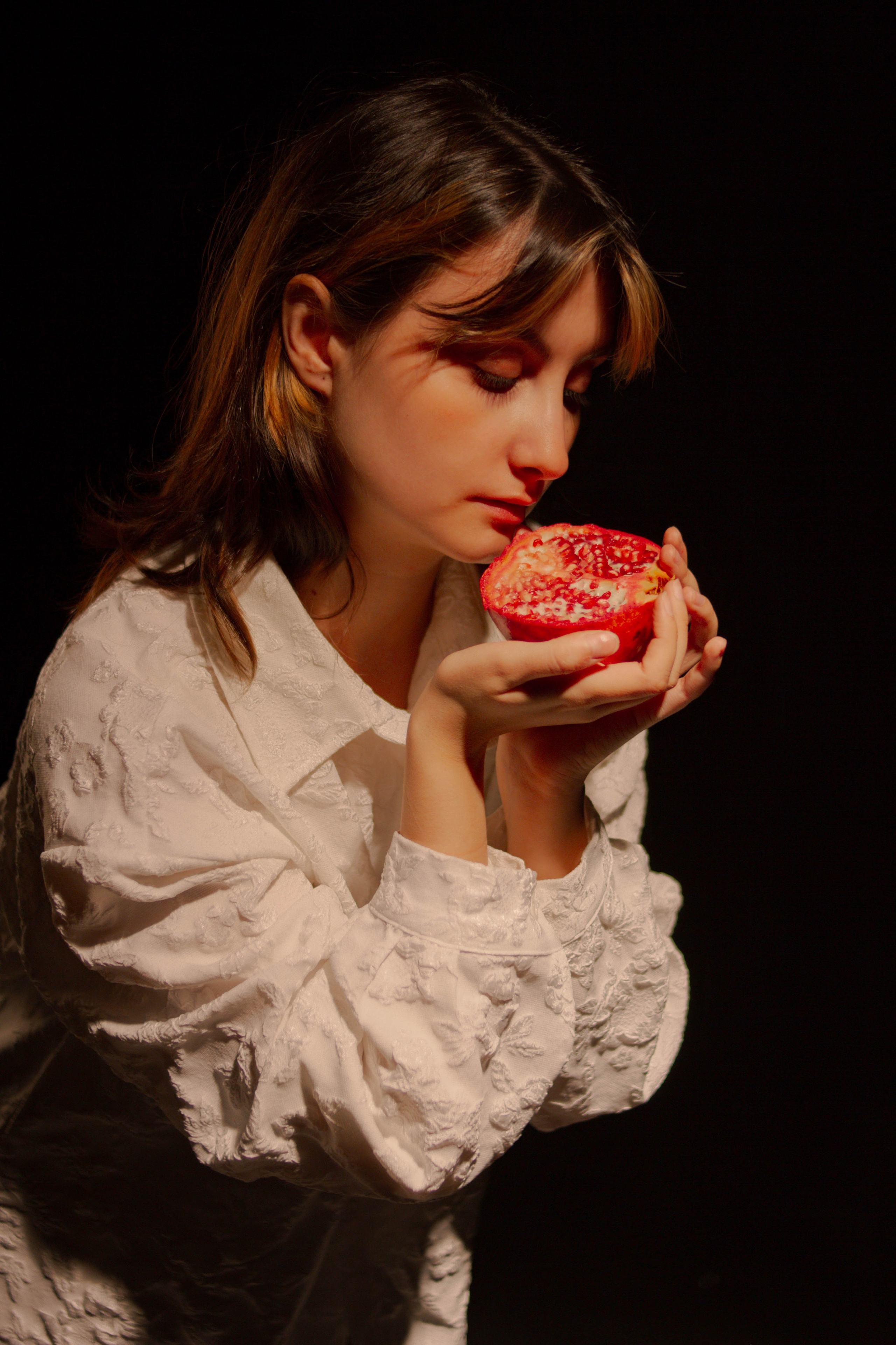 Гранат и жемчуг. Создадим шедевр? Виталина и её фотоискусство