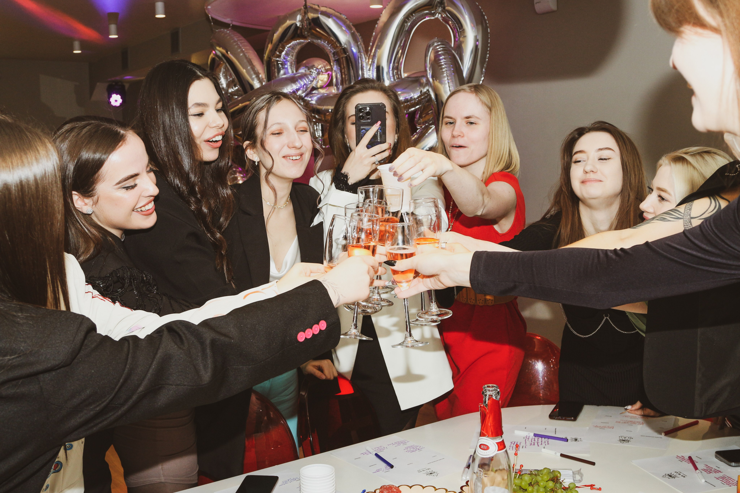 Студия пятница. Алиса Томшина — Фотограф / Видеограф