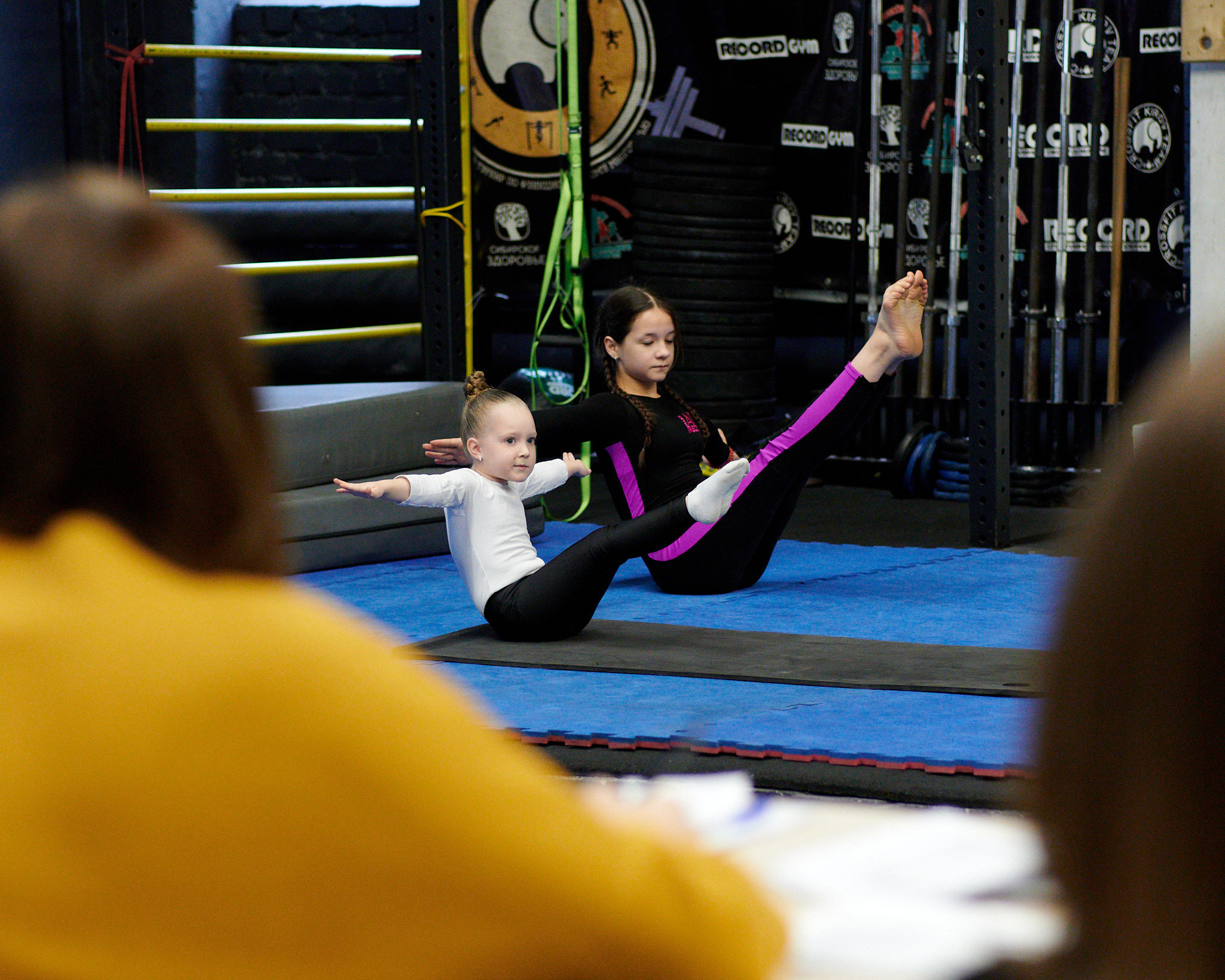 Соревнования по воздушным полотнами и акробатике 29.11.2022