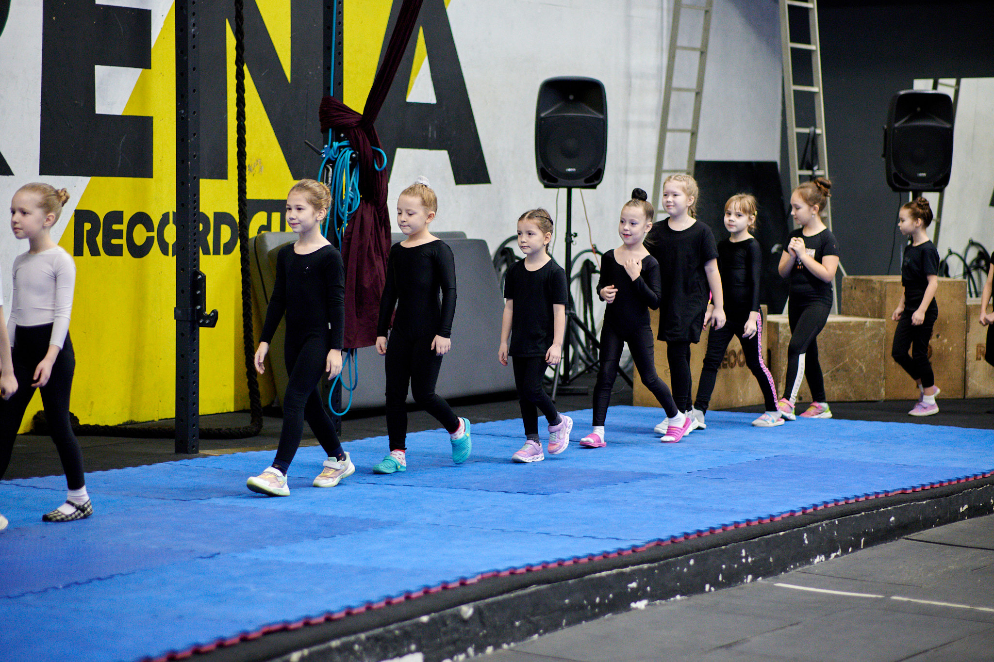 Соревнования по воздушным полотнами и акробатике 29.11.2022