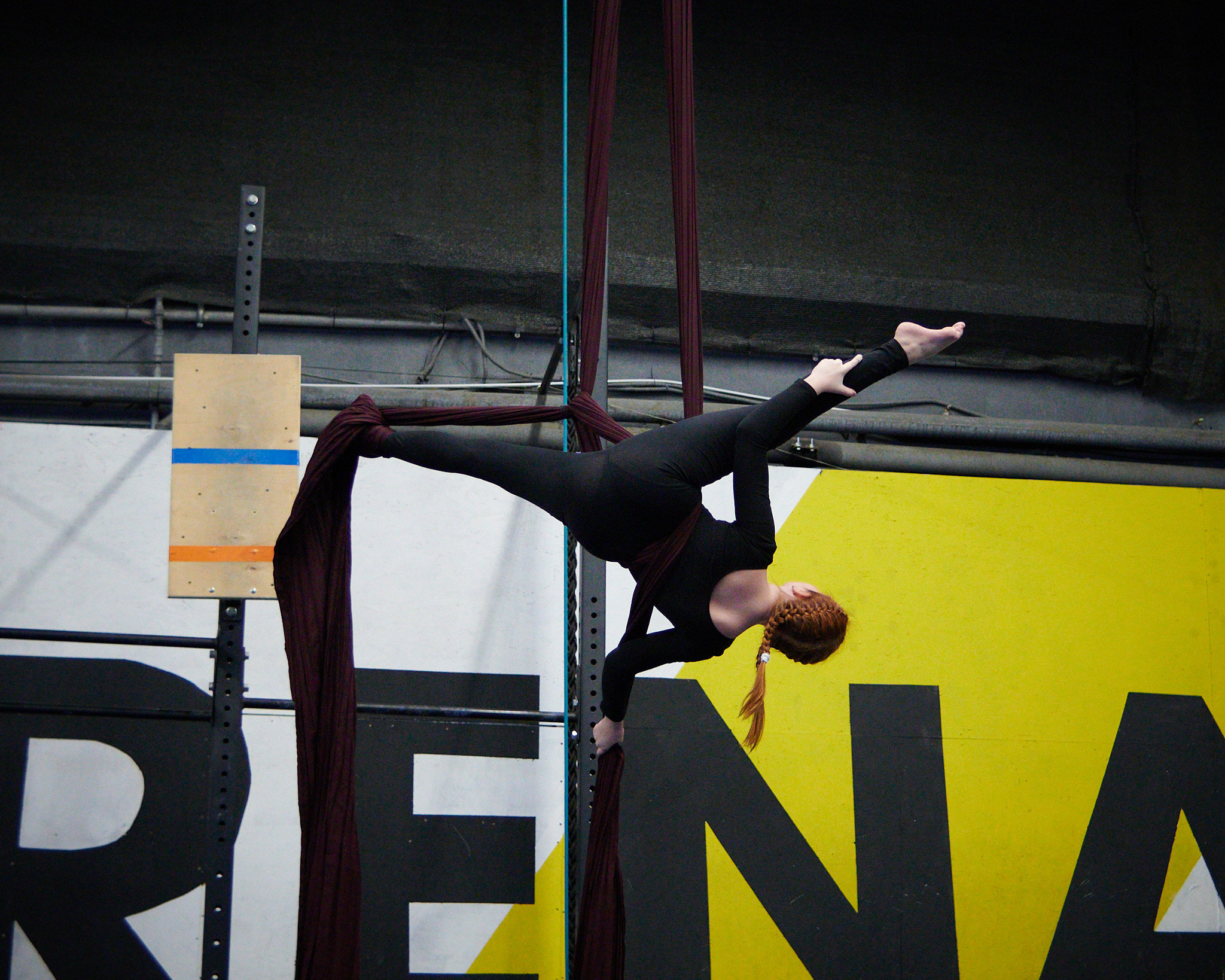 Соревнования по воздушным полотнами и акробатике 29.11.2022