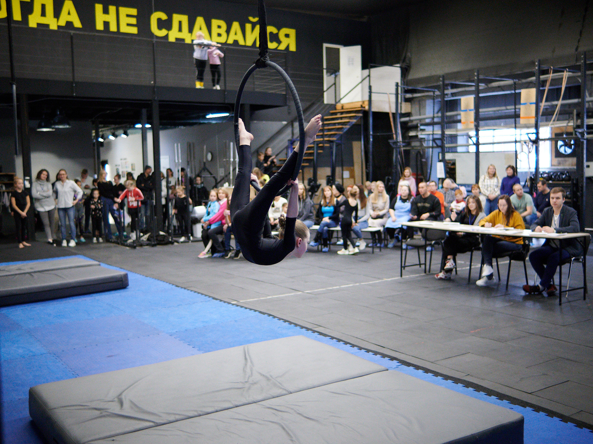 Соревнования по воздушным полотнами и акробатике 29.11.2022