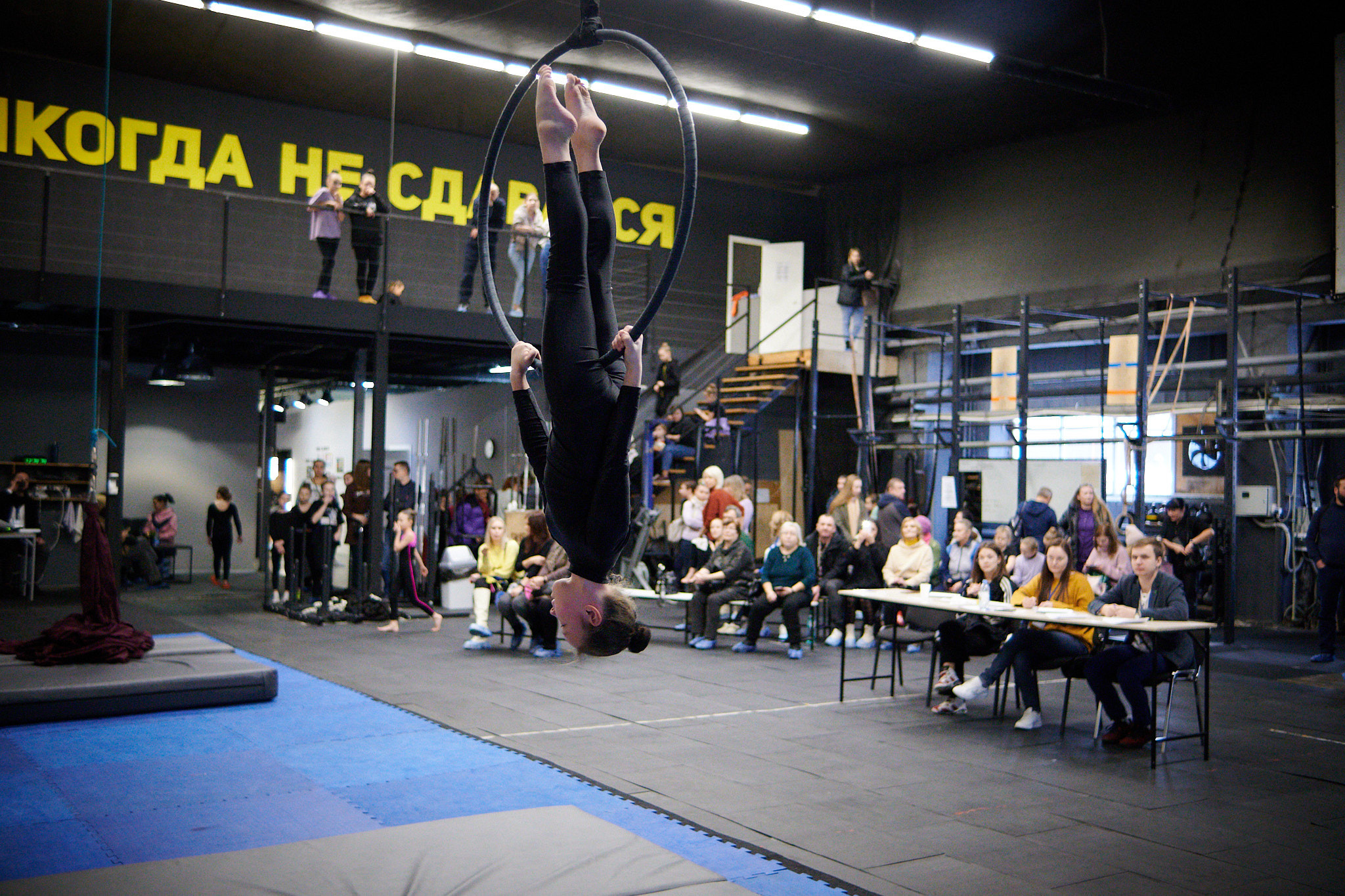 Соревнования по воздушным полотнами и акробатике 29.11.2022