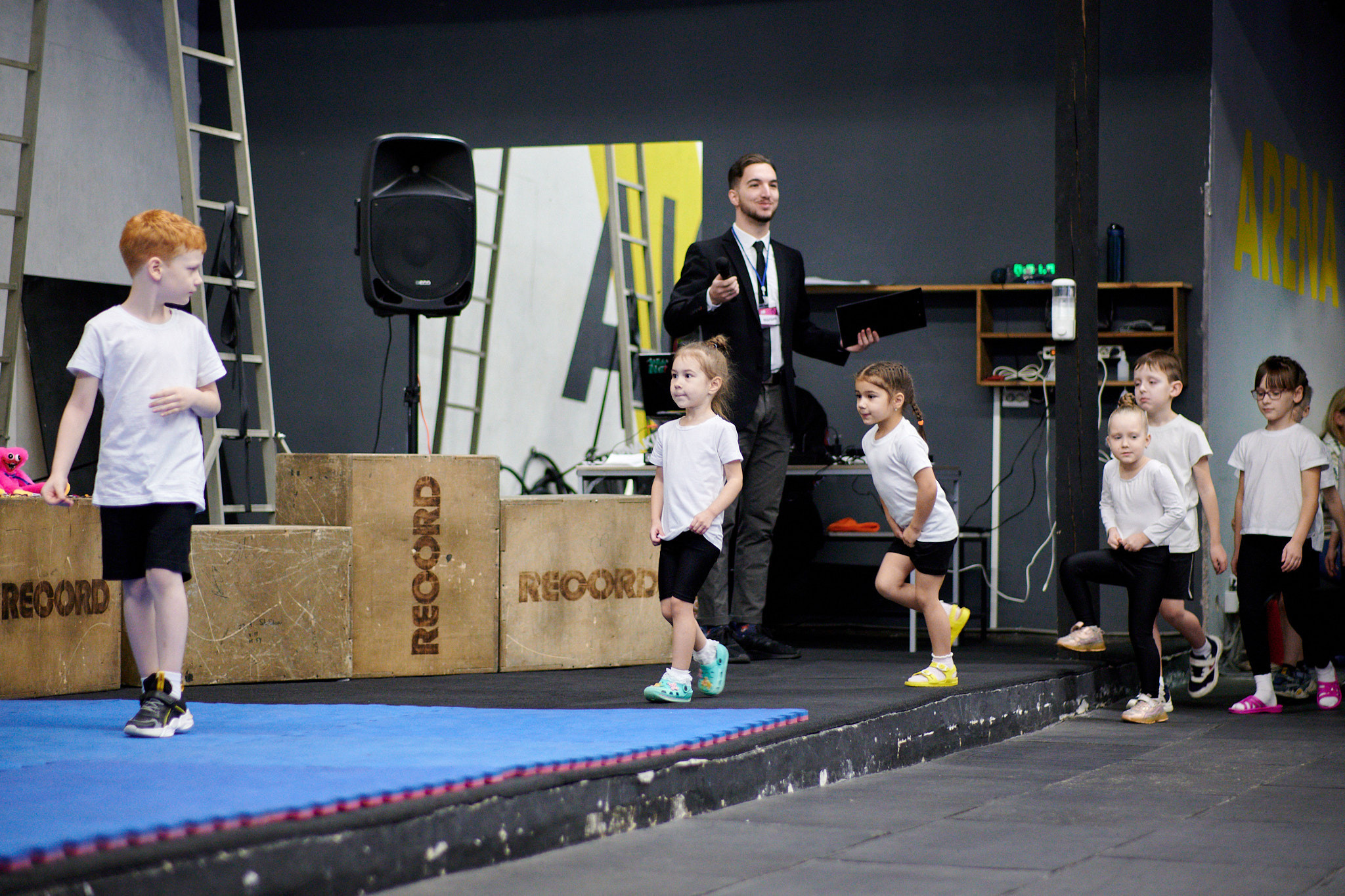 Соревнования по воздушным полотнами и акробатике 29.11.2022